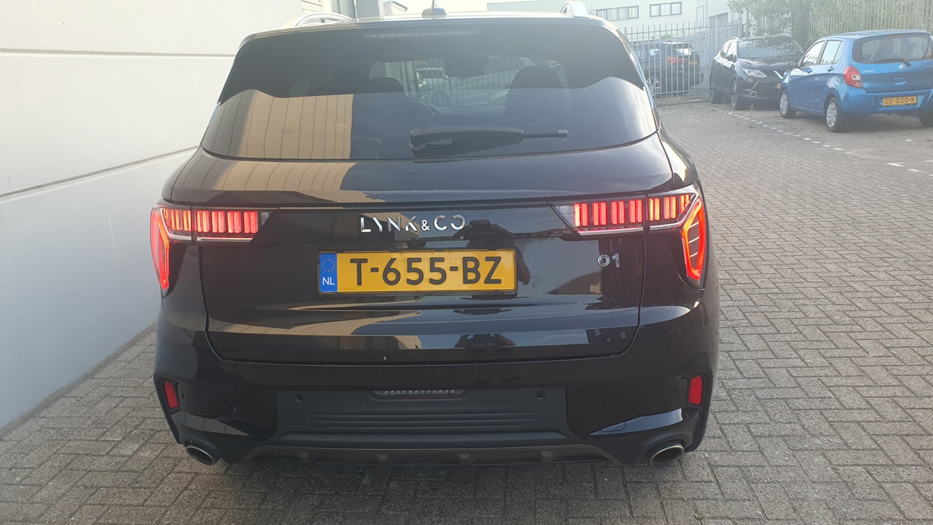 Foto van Lynk&co LYNK & Co 01