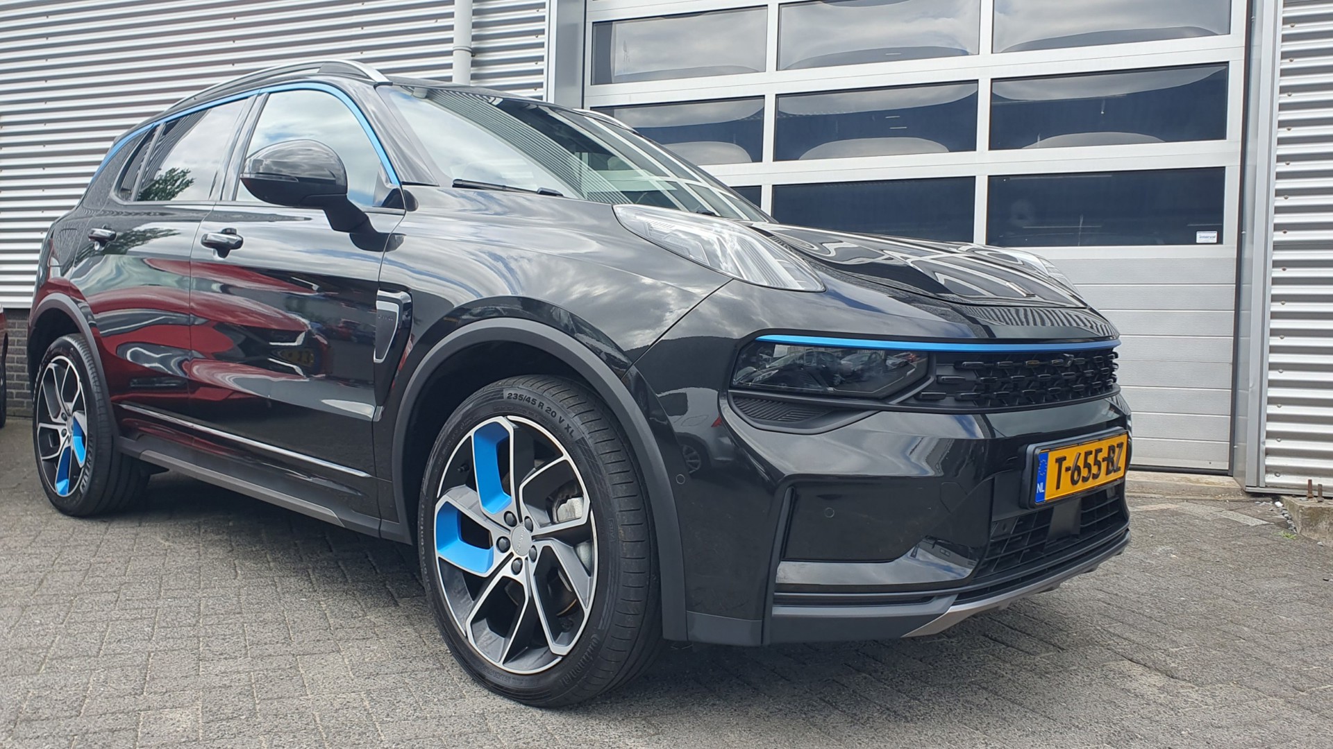 Foto van Lynk&co LYNK & Co 01