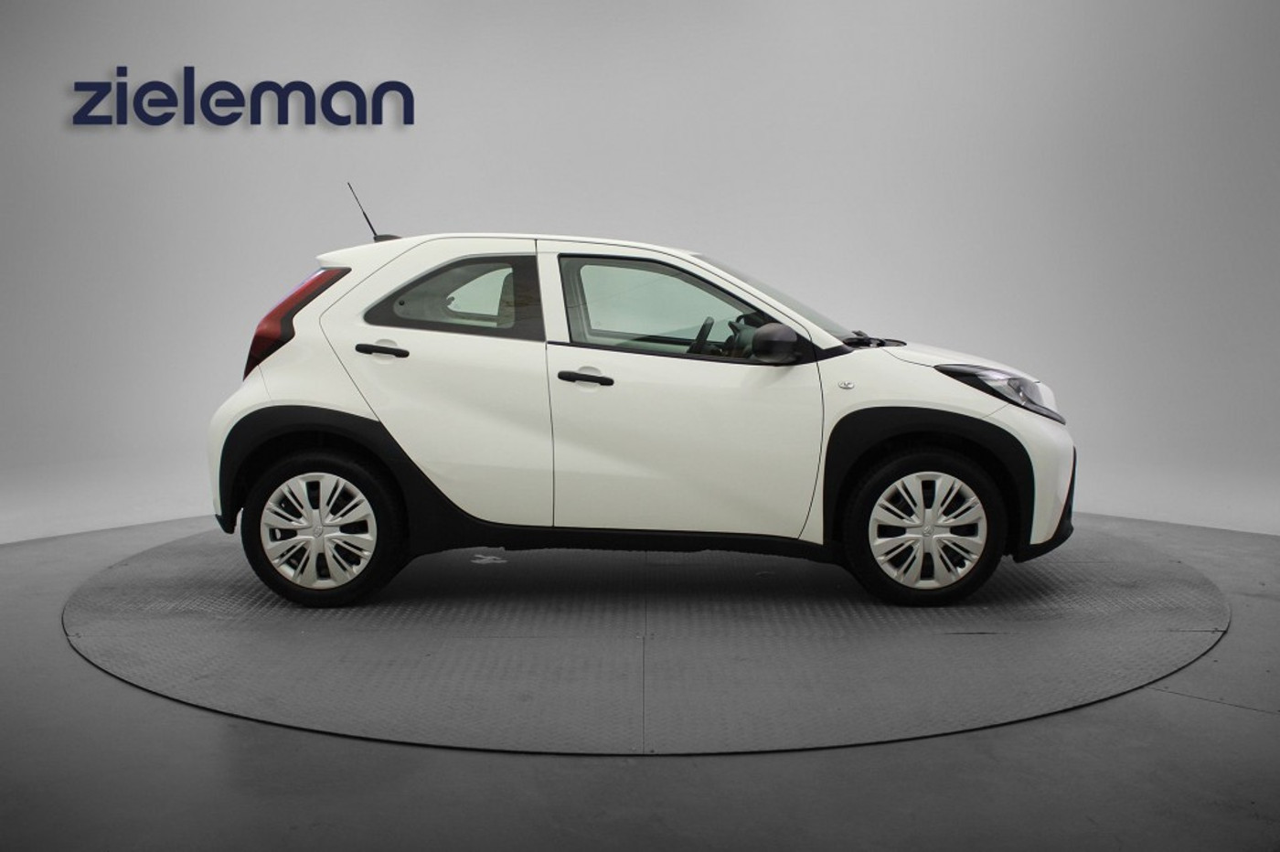 Foto van Toyota Toyota Aygo X