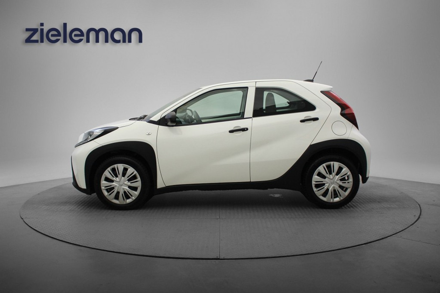 Foto van Toyota Toyota Aygo X