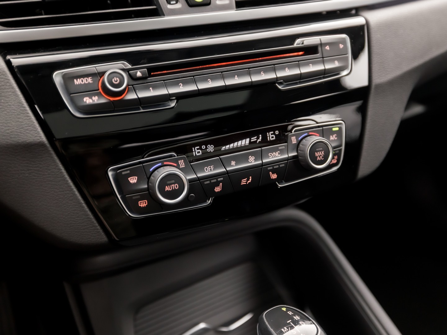 Foto van BMW X1 Xdrive25e