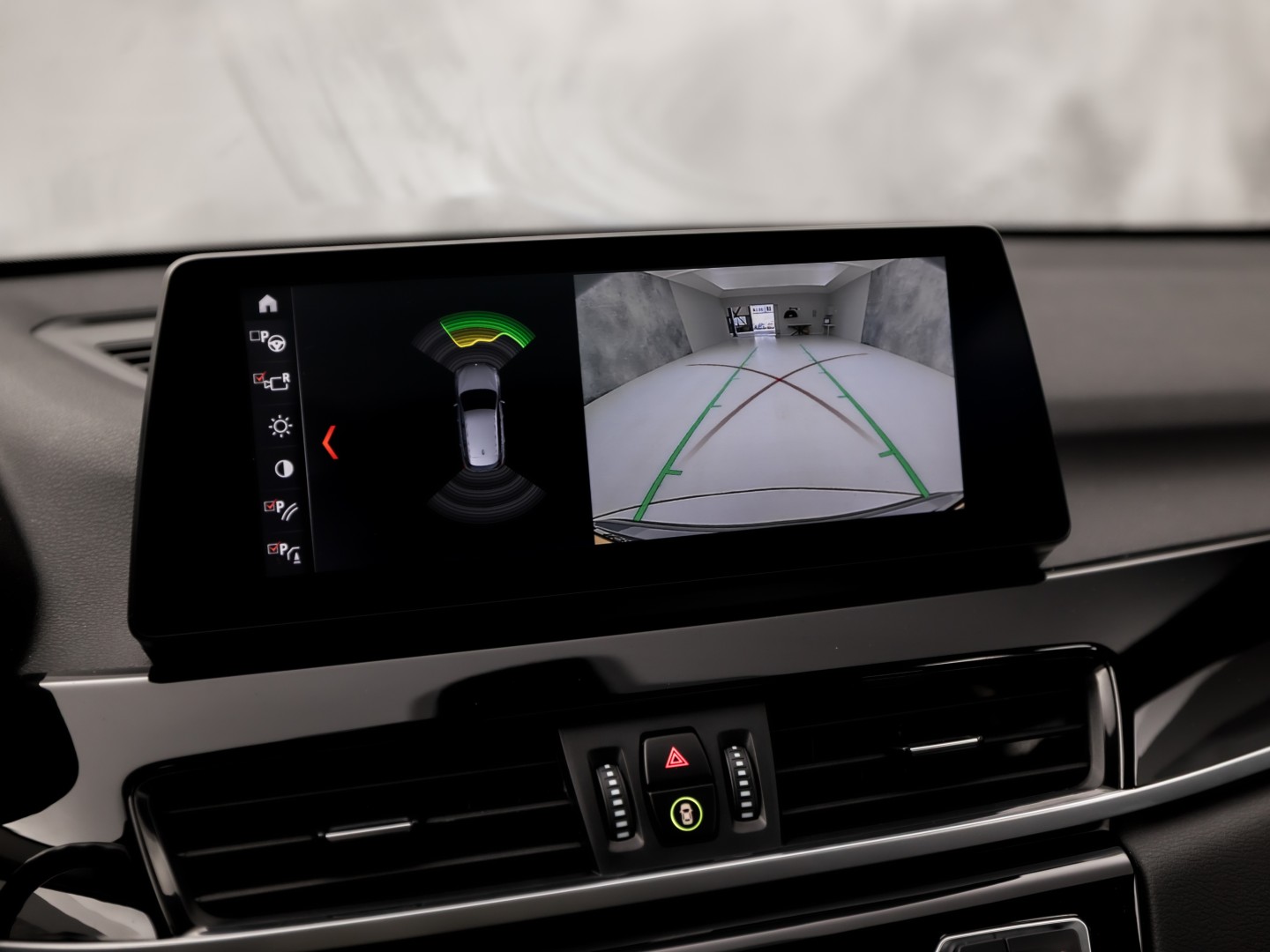 Foto van BMW X1 Xdrive25e
