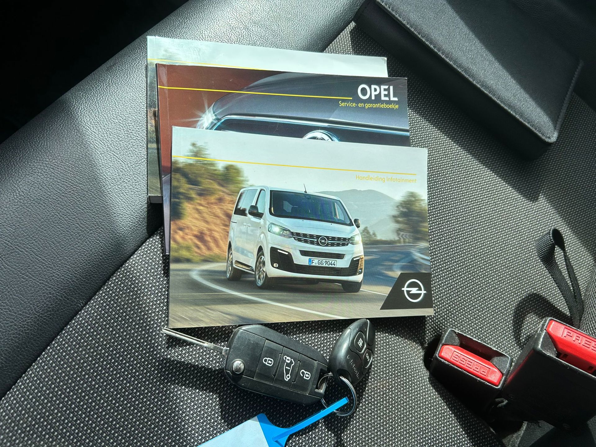 Foto van Opel Vivaro