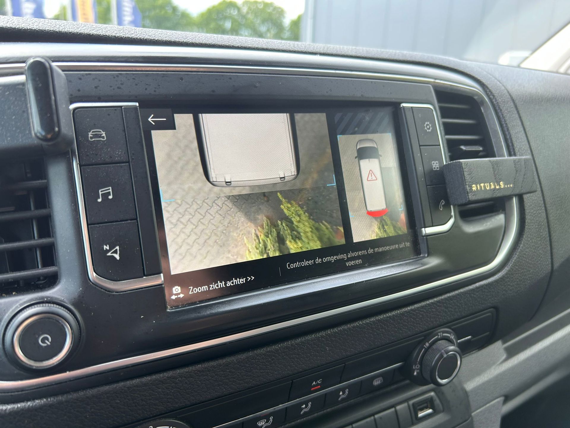 Foto van Opel Vivaro