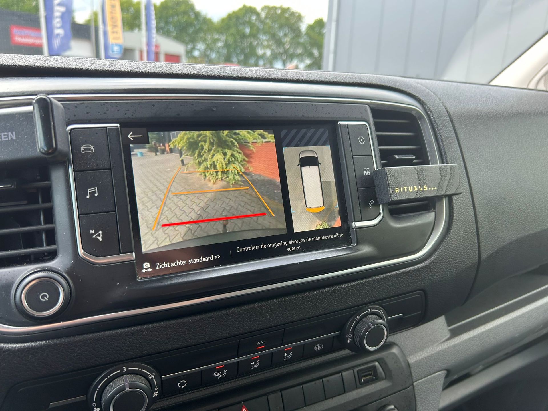 Foto van Opel Vivaro