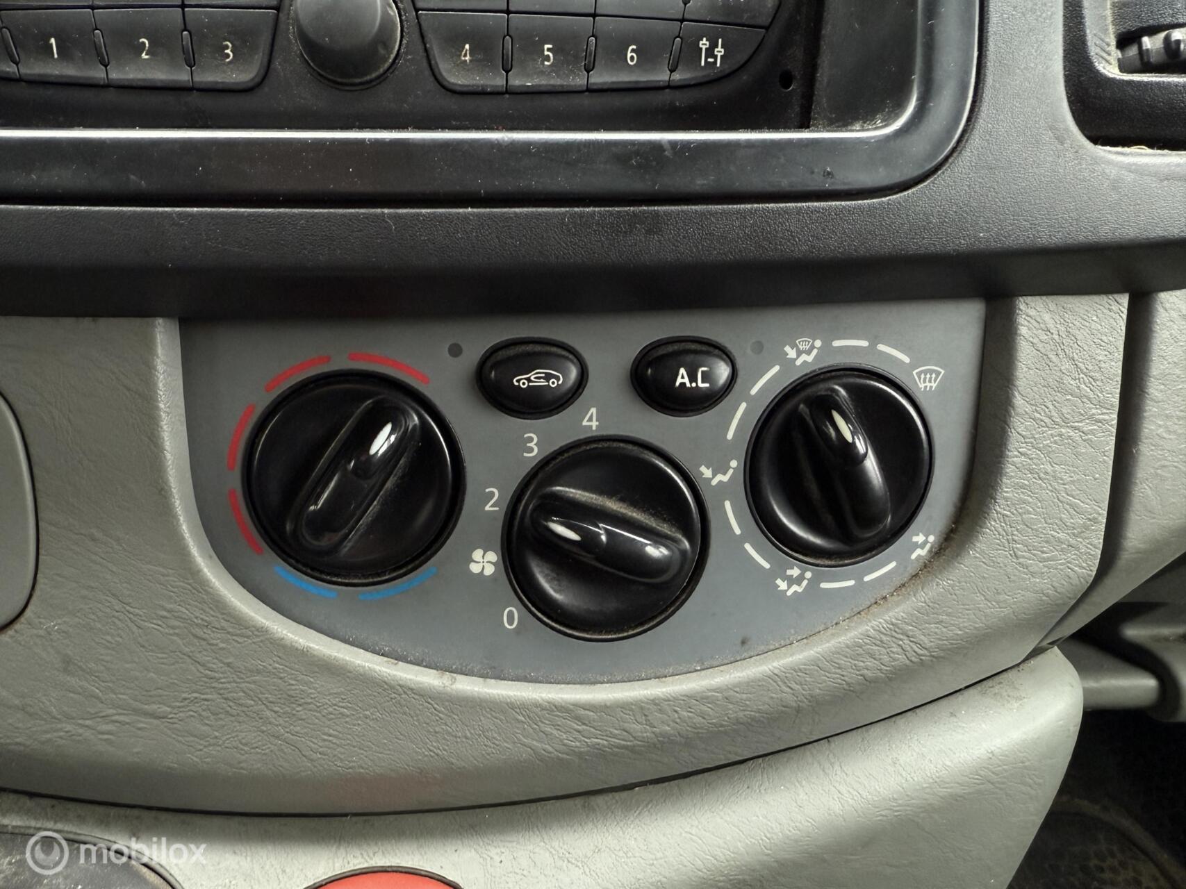 Foto van Opel Vivaro