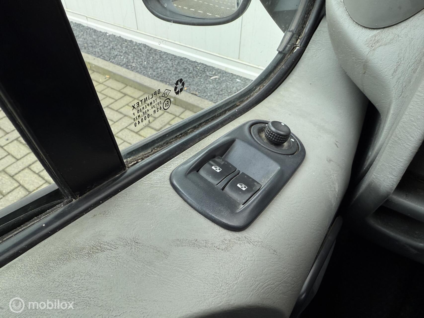 Foto van Opel Vivaro