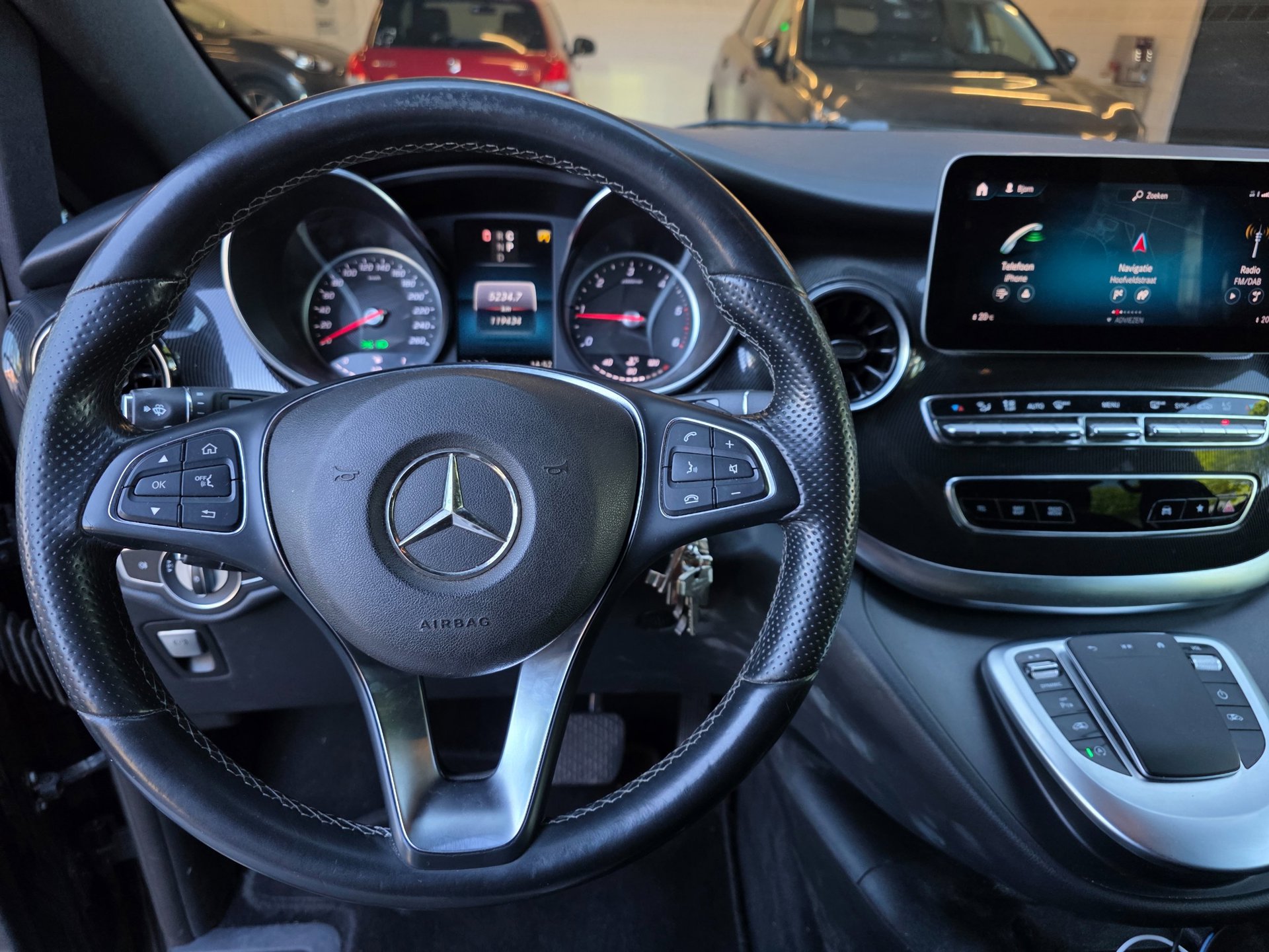 Foto van Mercedes-Benz V-klasse