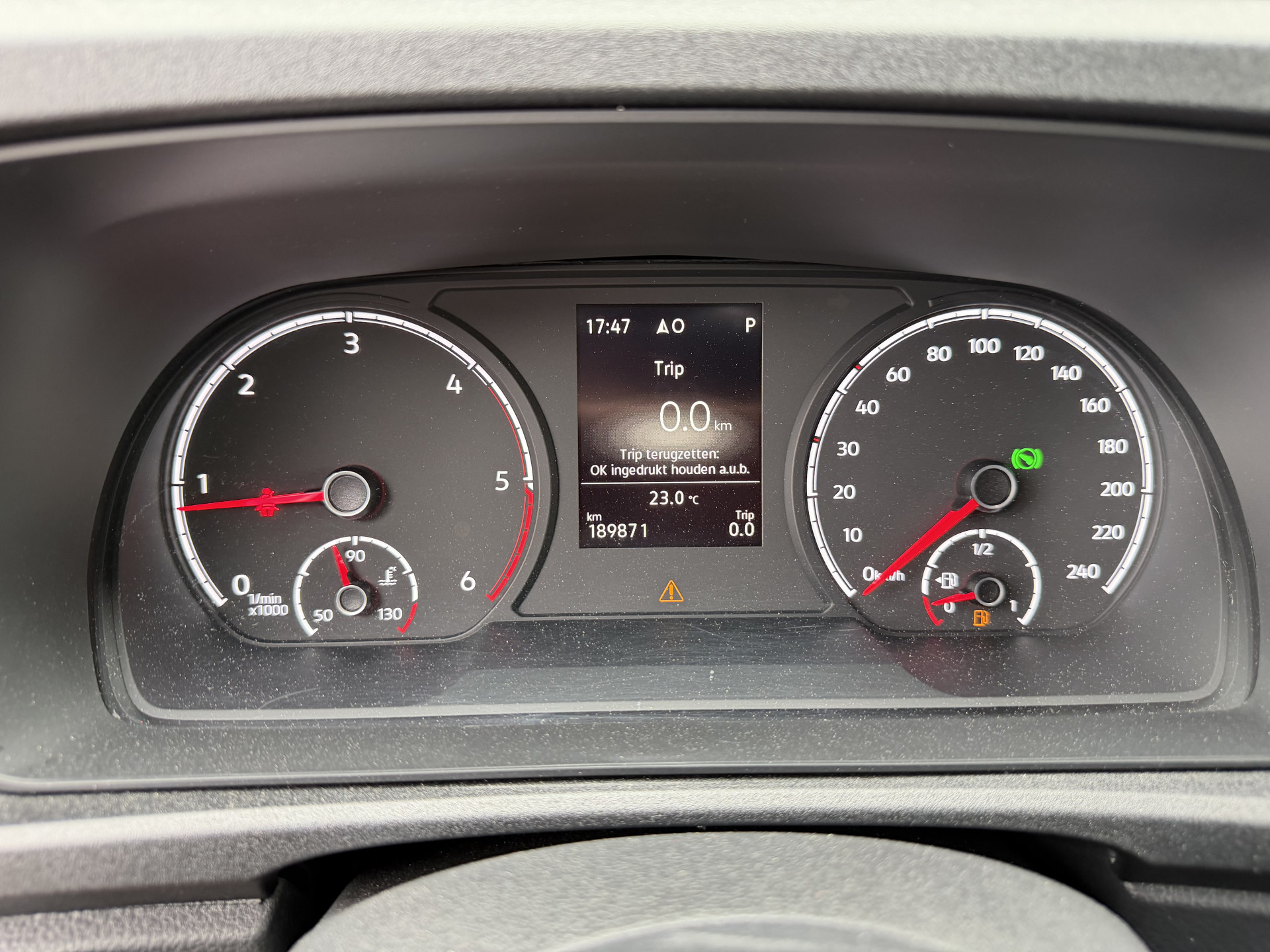 Foto van Volkswagen Caddy Modified Partition Wall