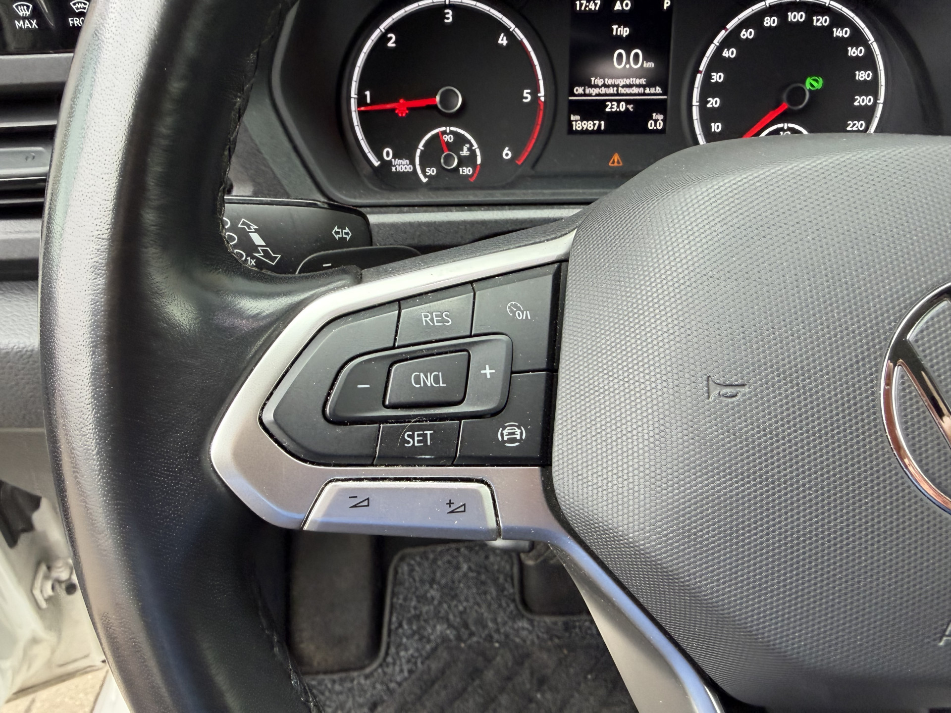 Foto van Volkswagen Caddy Modified Partition Wall