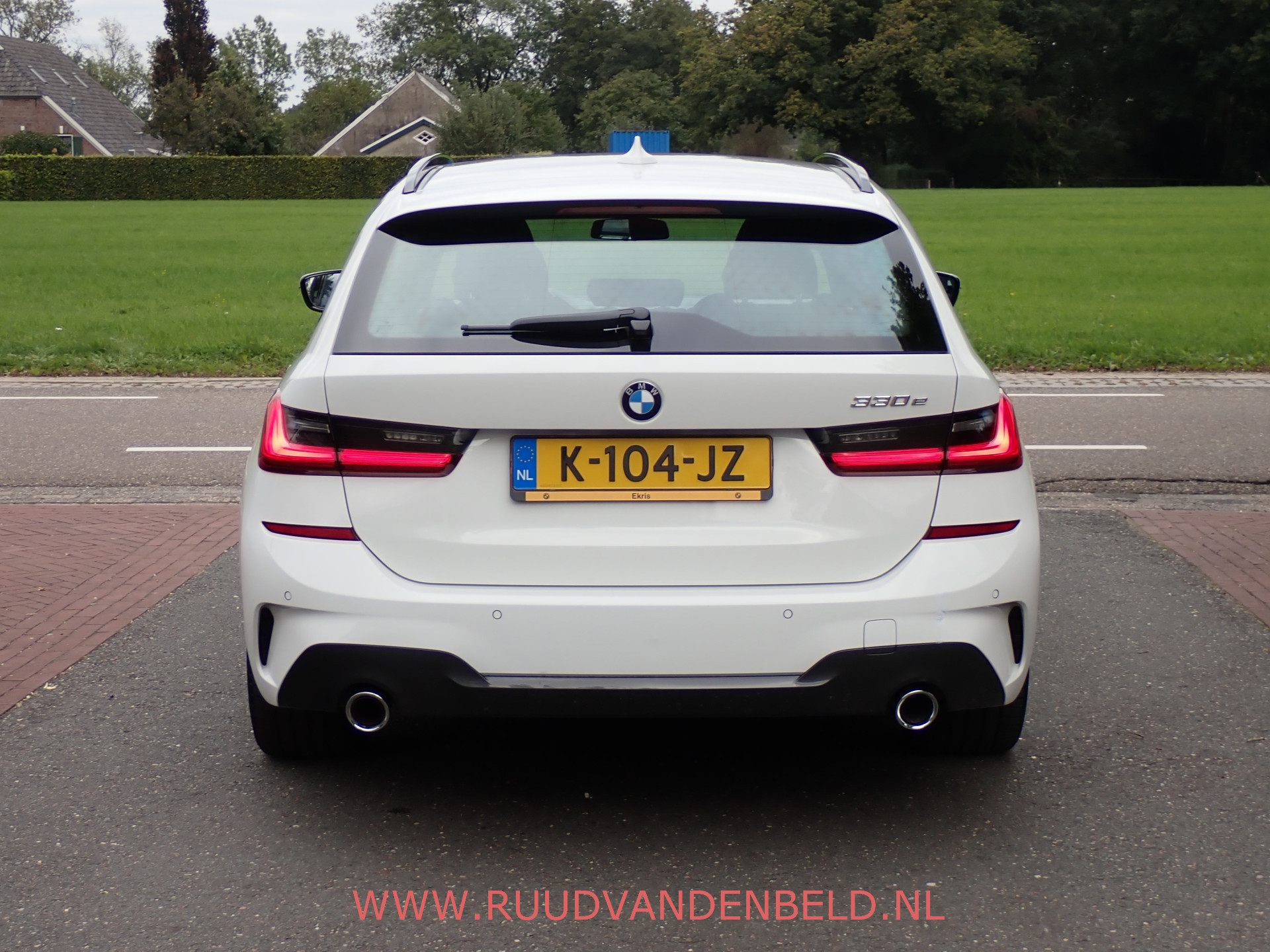Foto van BMW 330e