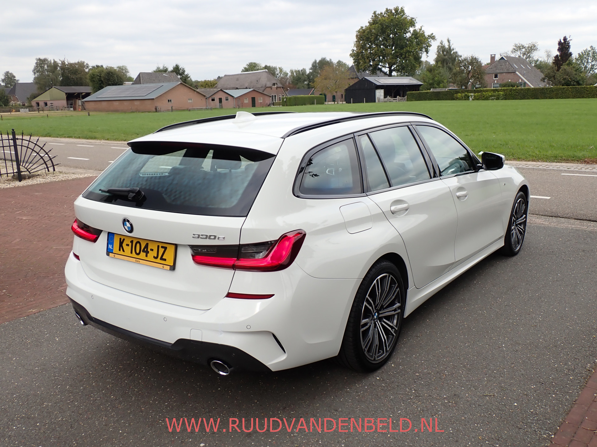 Foto van BMW 330e