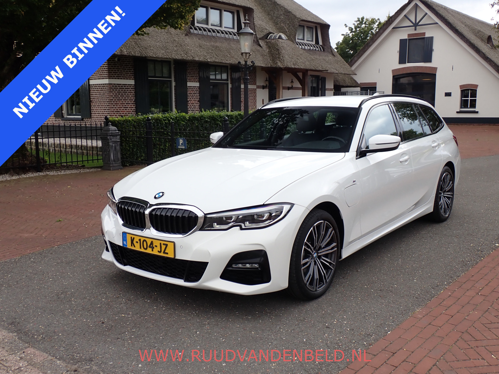 BMW 330e 330e 2021 - voorkant
