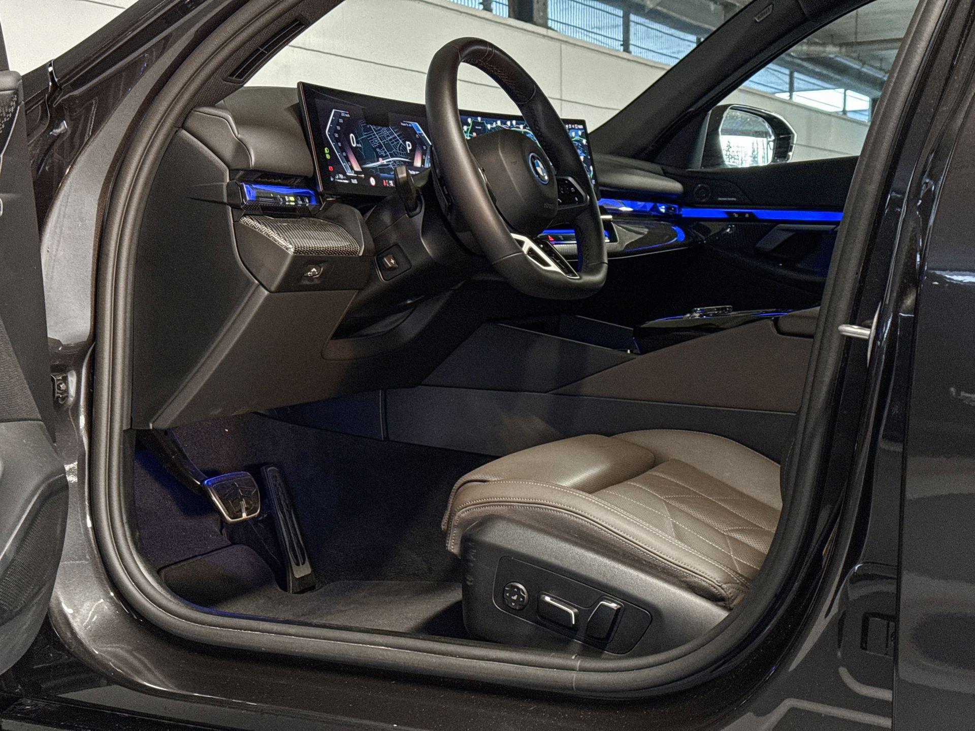 Foto van BMW 550e xDrive