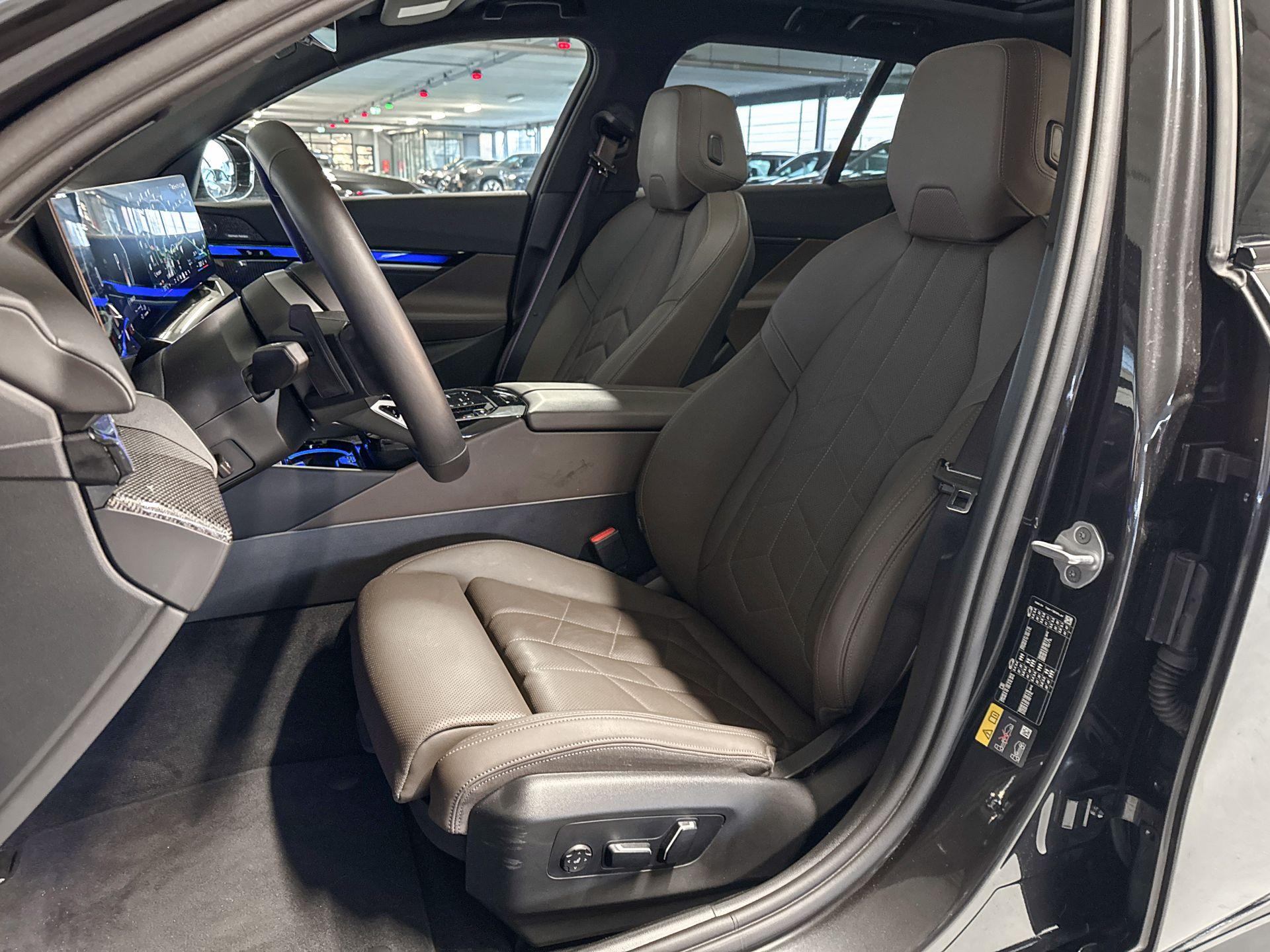 Foto van BMW 550e xDrive