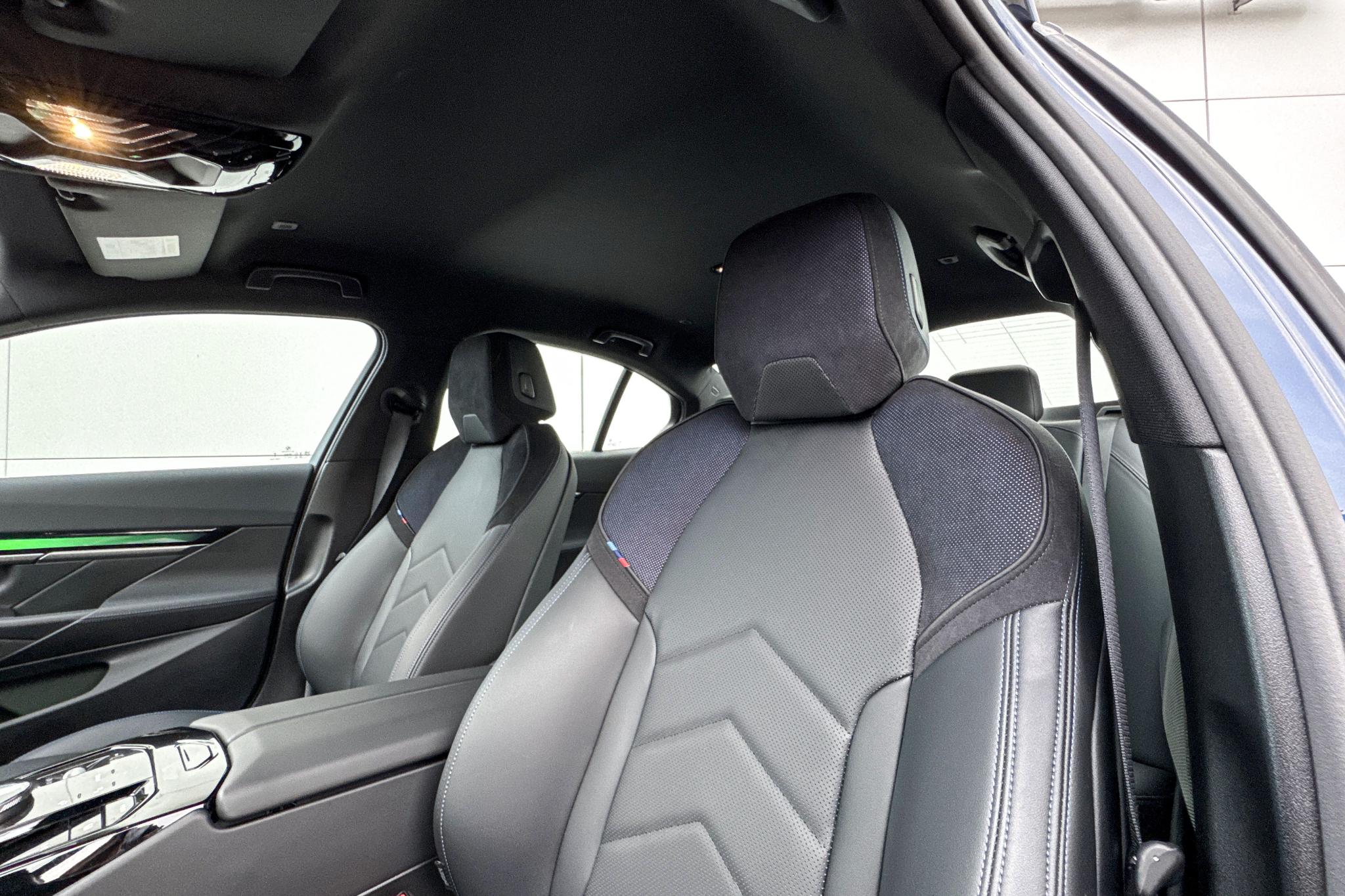 Foto van BMW I5 Edrive40