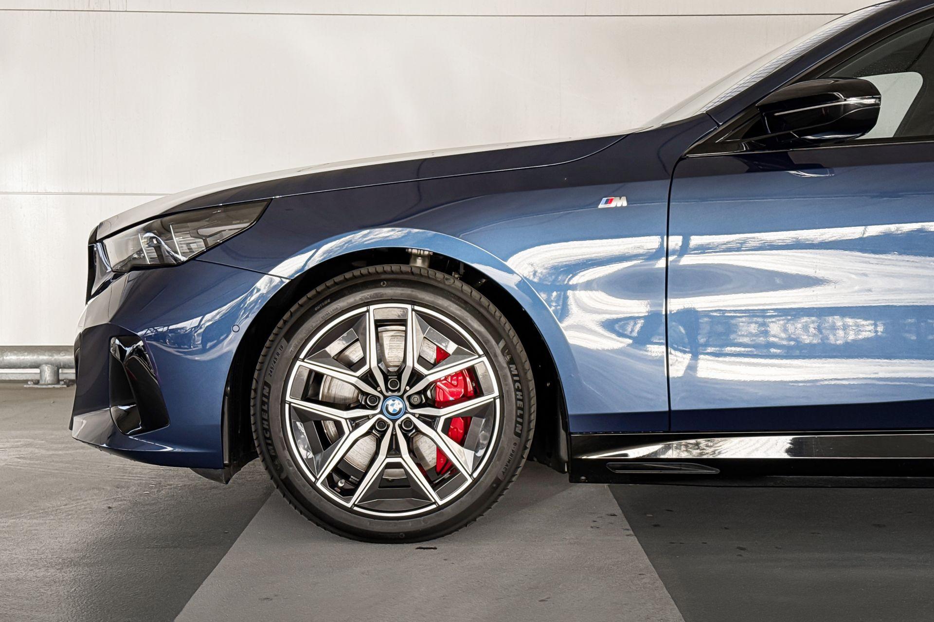 Foto van BMW I5 M60 xDrive