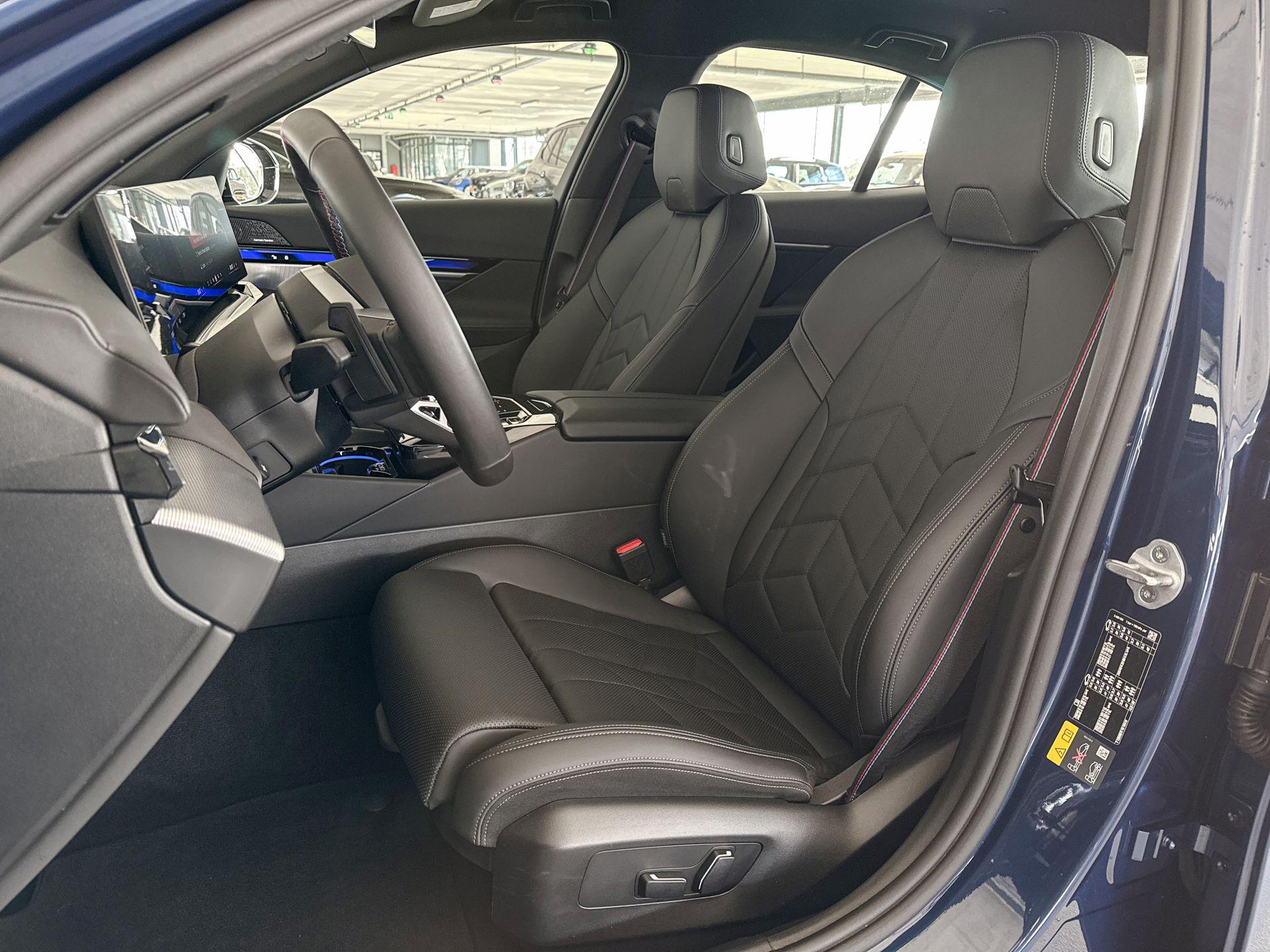 Foto van BMW I5 M60 xDrive