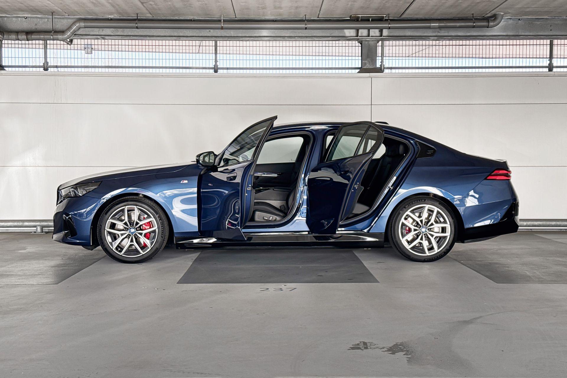 Foto van BMW I5 M60 xDrive
