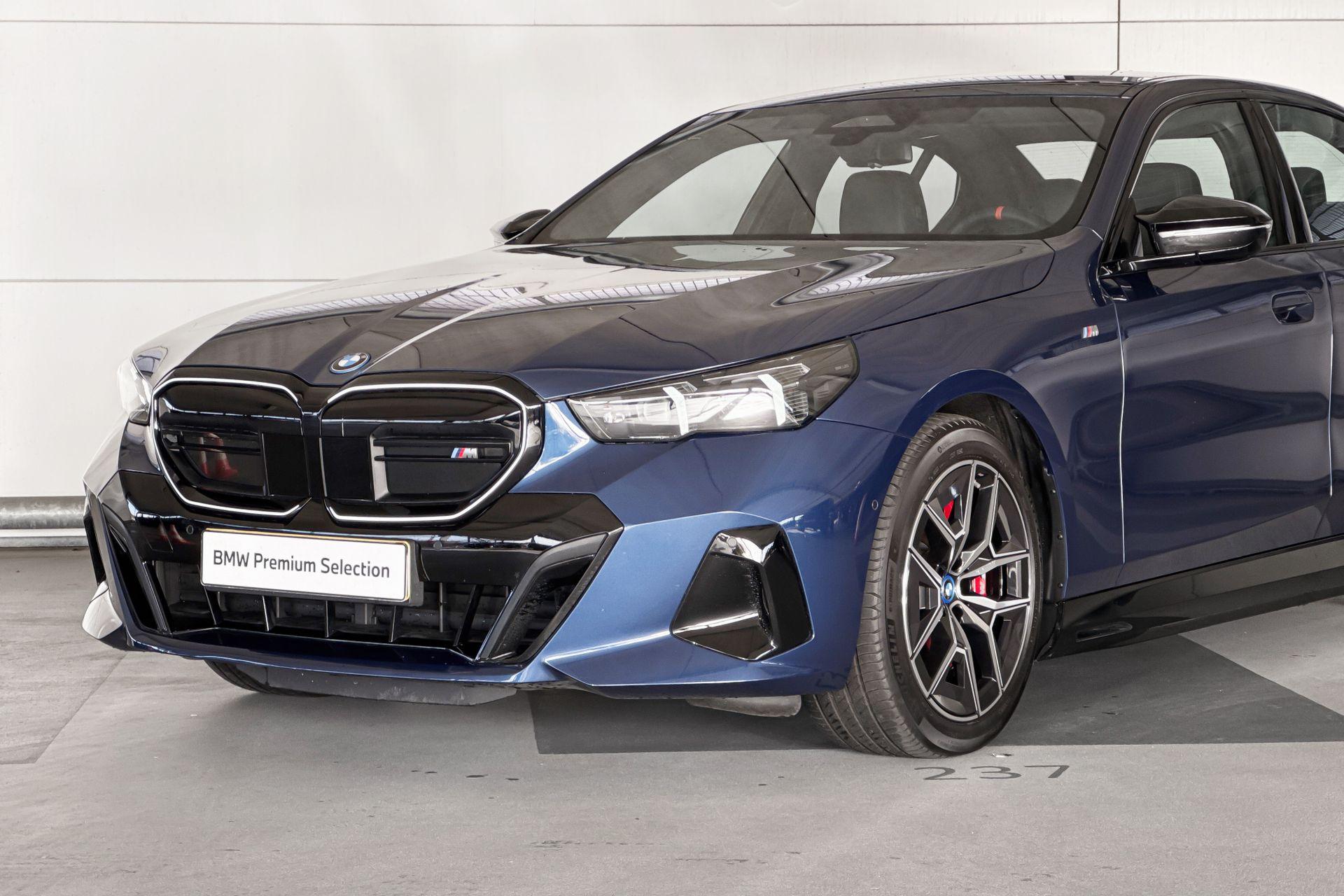 Foto van BMW I5 M60 xDrive