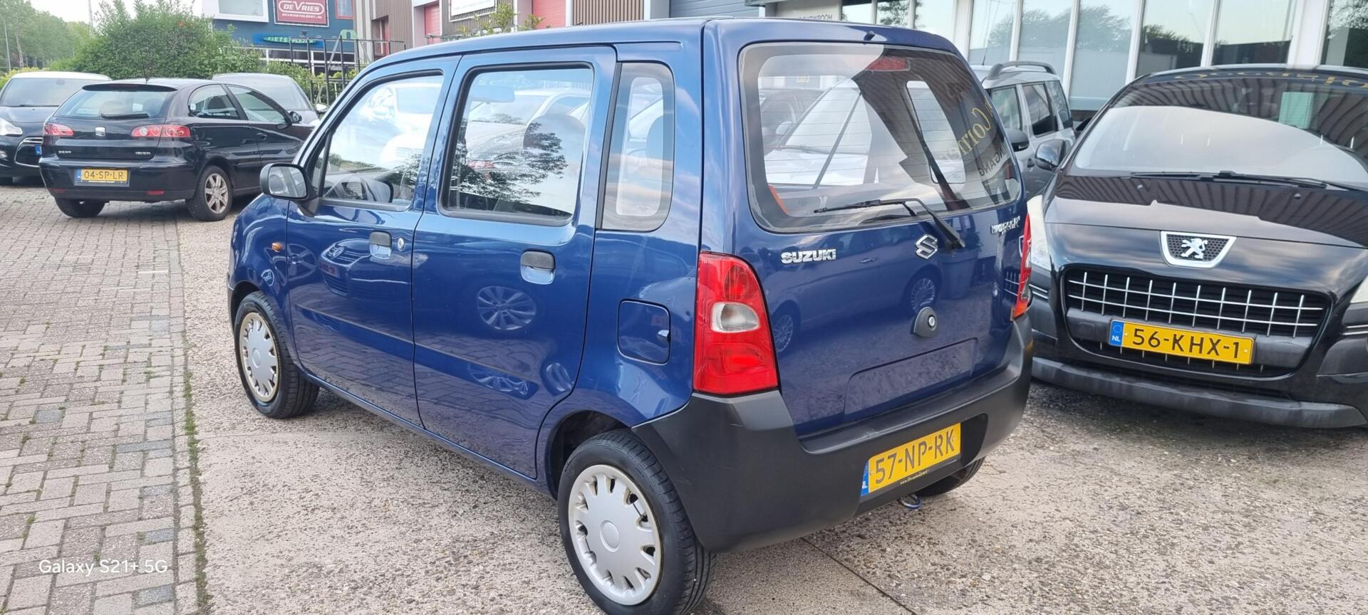 Foto van Suzuki Wagon R