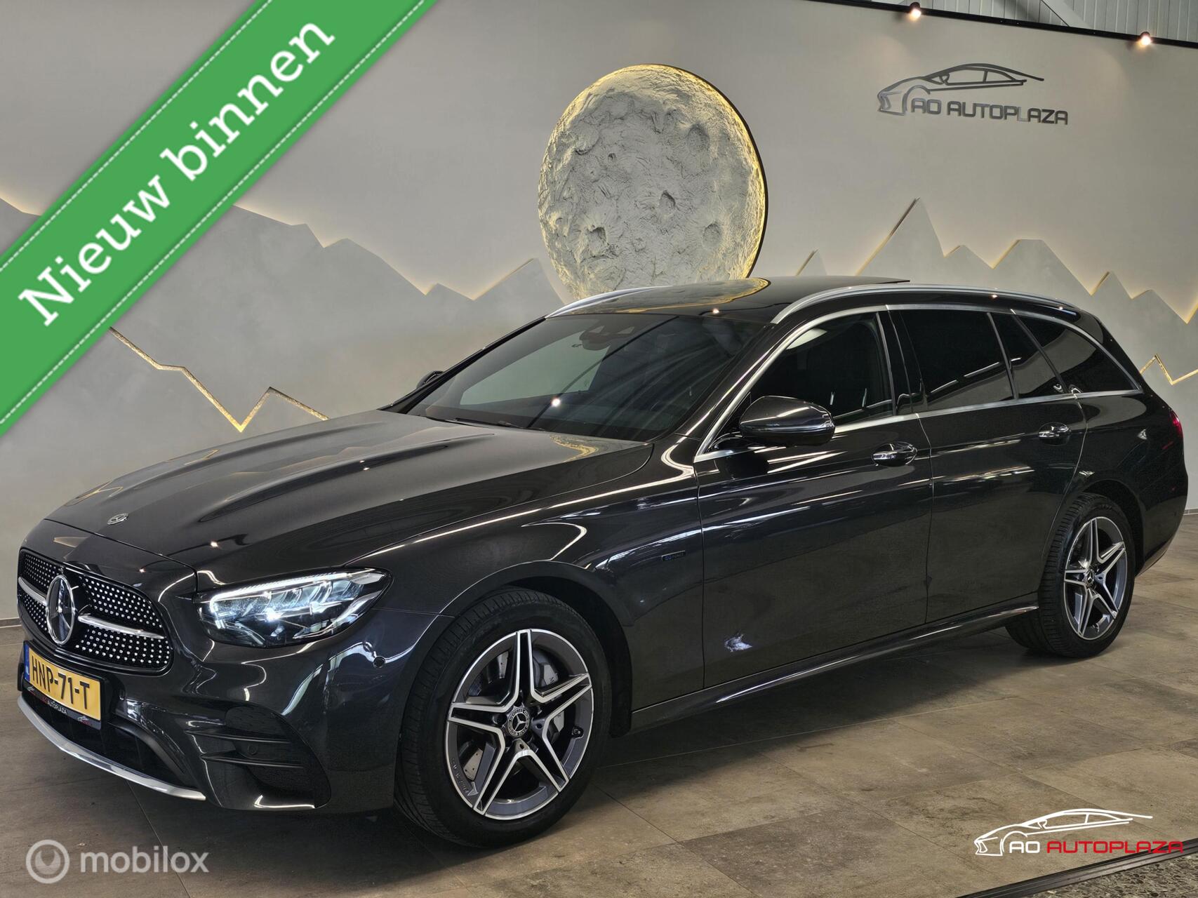 Mercedes-Benz E 300 De 300 de AMG Line Panorama/Keyless/Burmester/360/HUD/Widescreen 2021 - voorkant