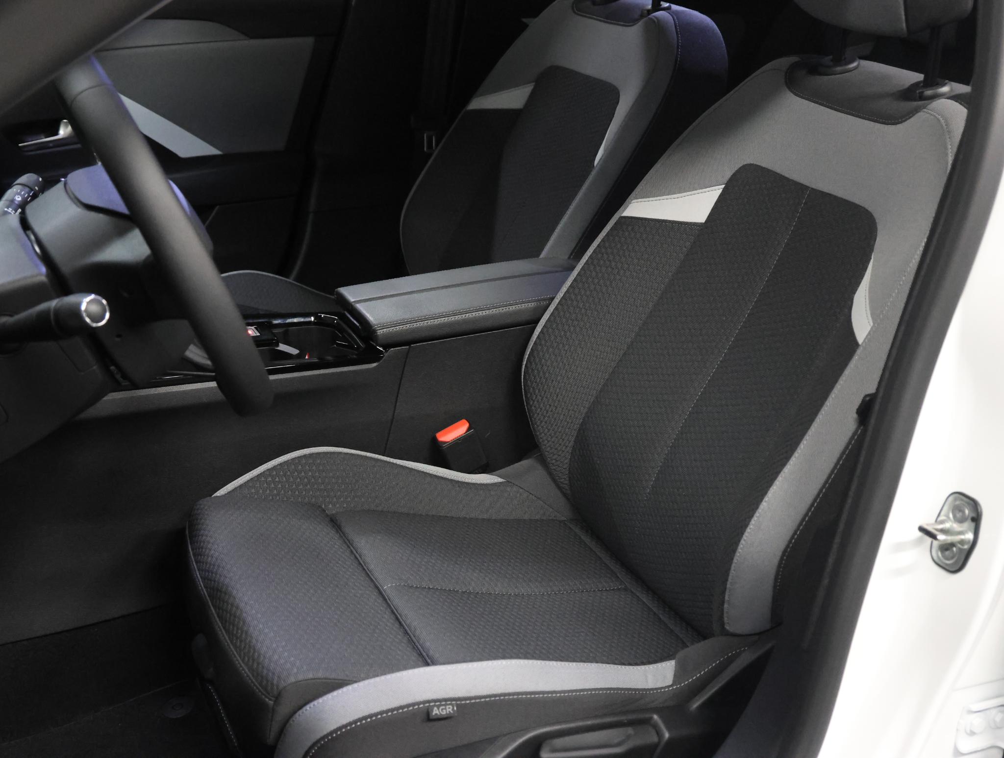 Foto van Opel Astra Sports Tourer
