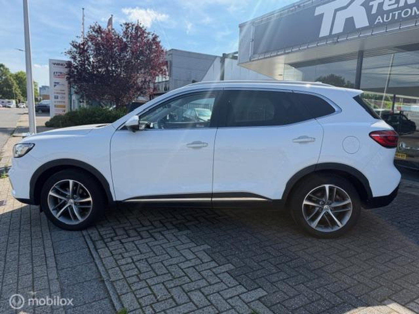 Foto van MG MG Ehs Plug-in Hybrid