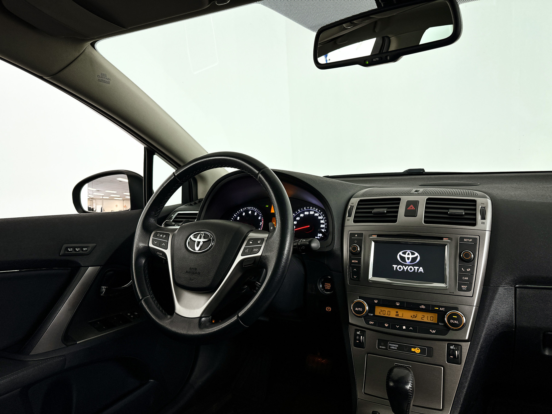 Foto van Toyota Toyota Avensis