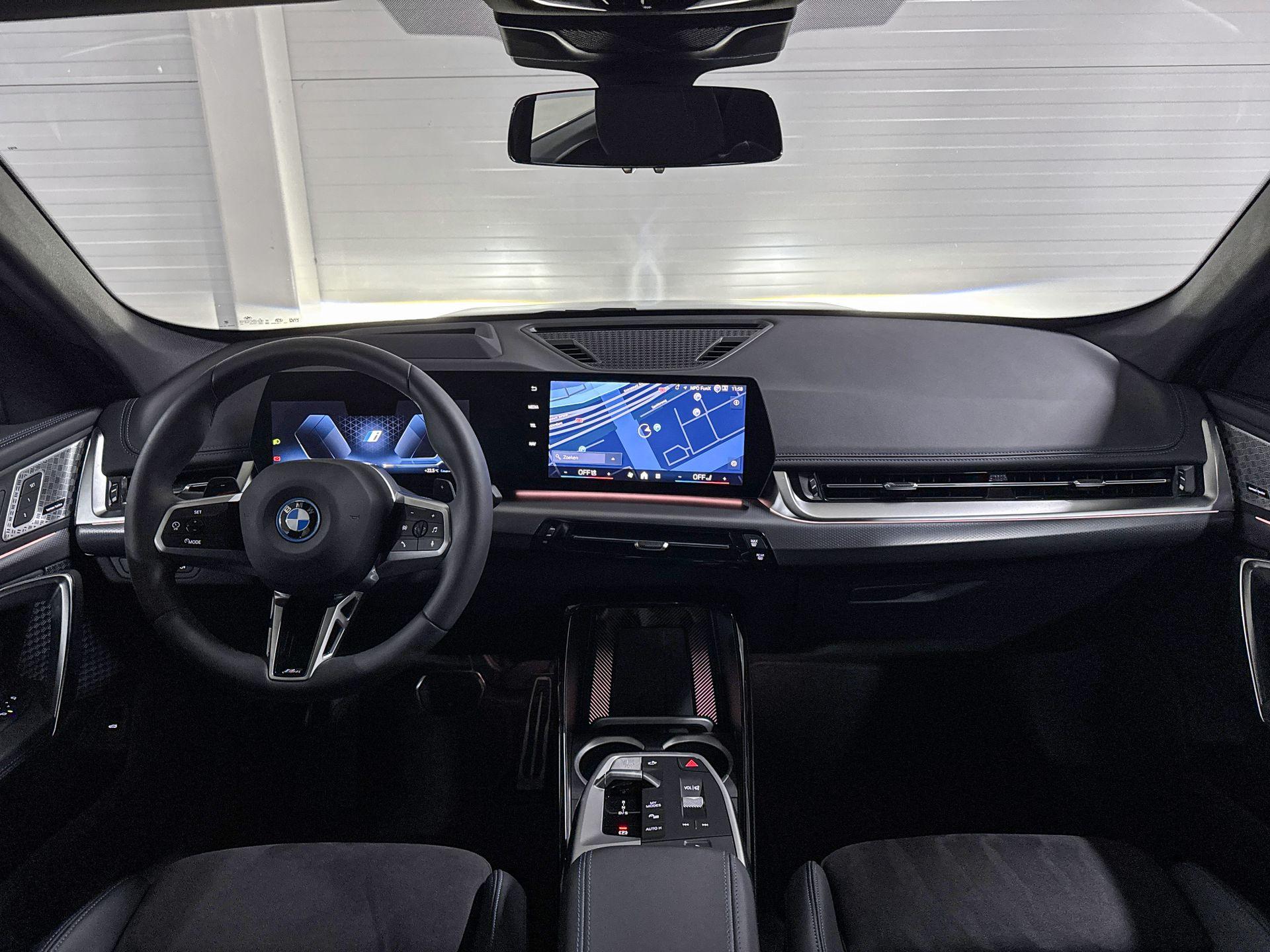 Foto van BMW X1 Xdrive30e
