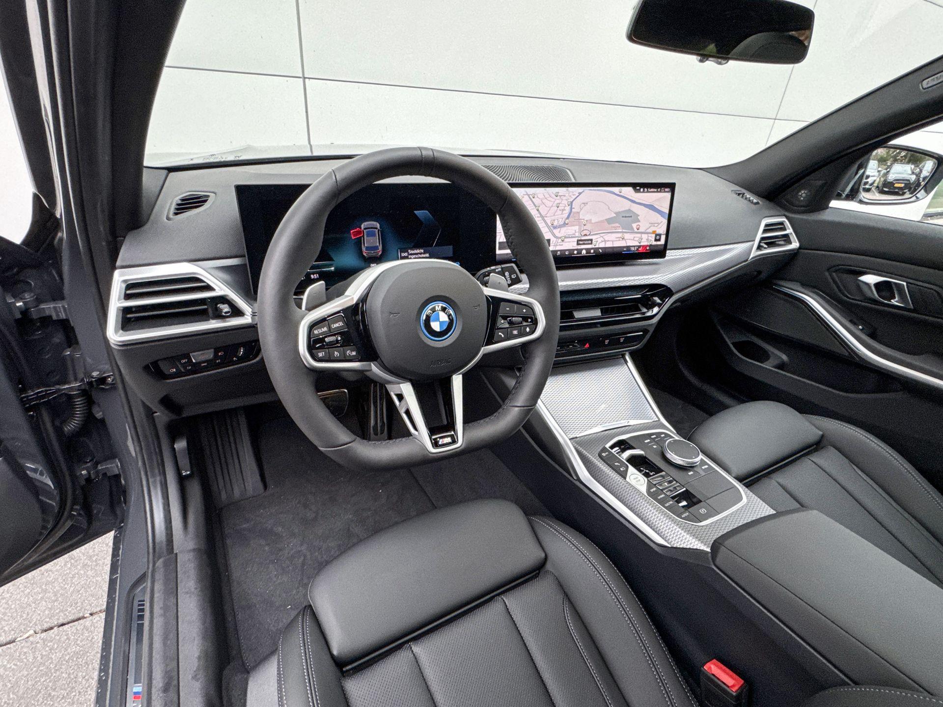 Foto van BMW 330e