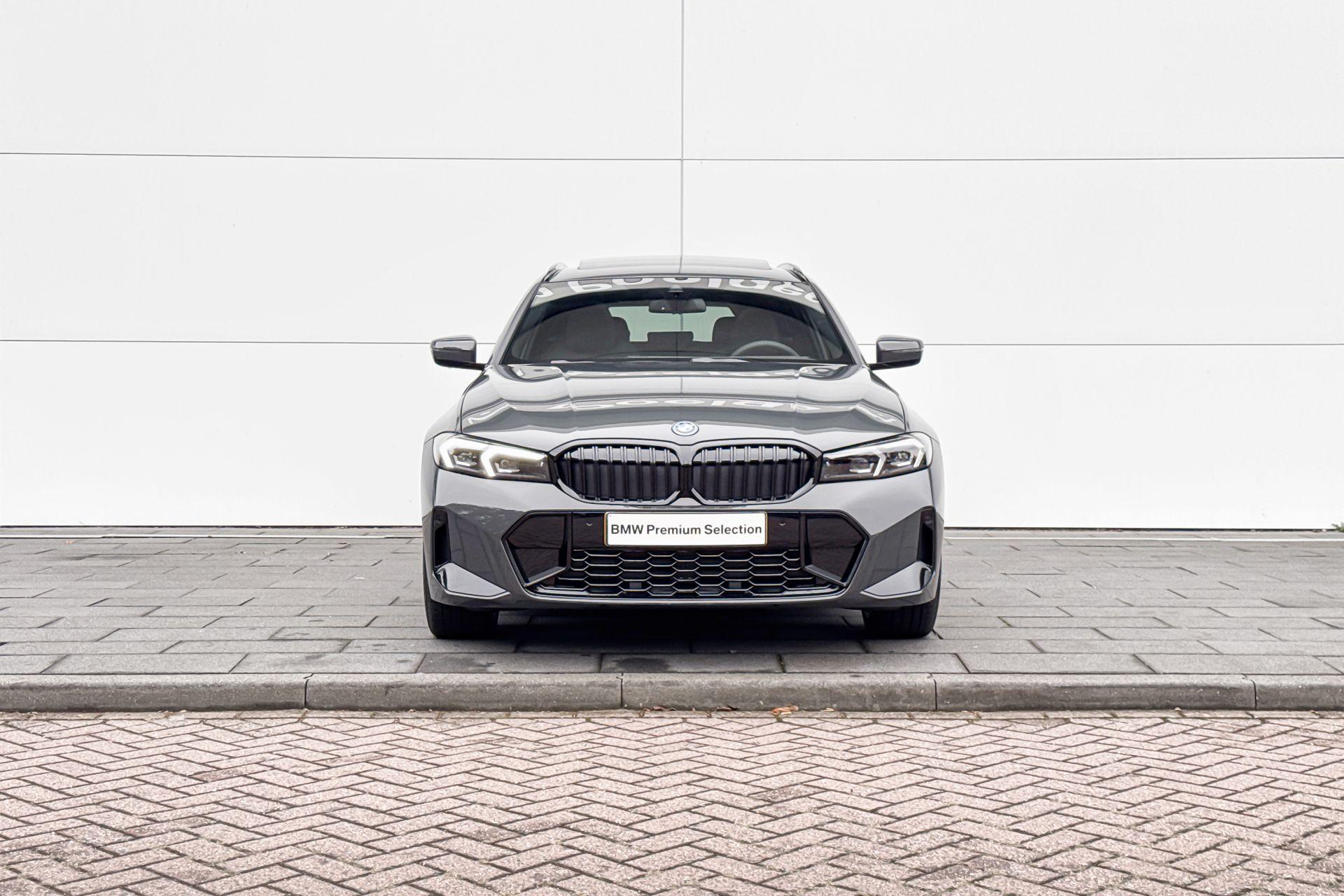 Foto van BMW 330e