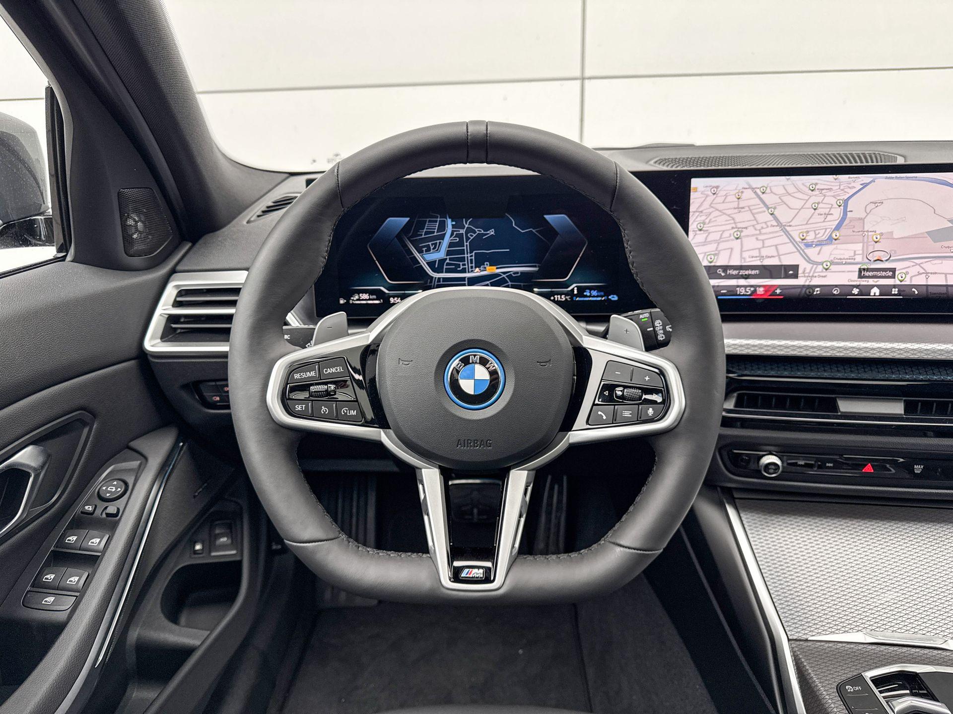 Foto van BMW 330e