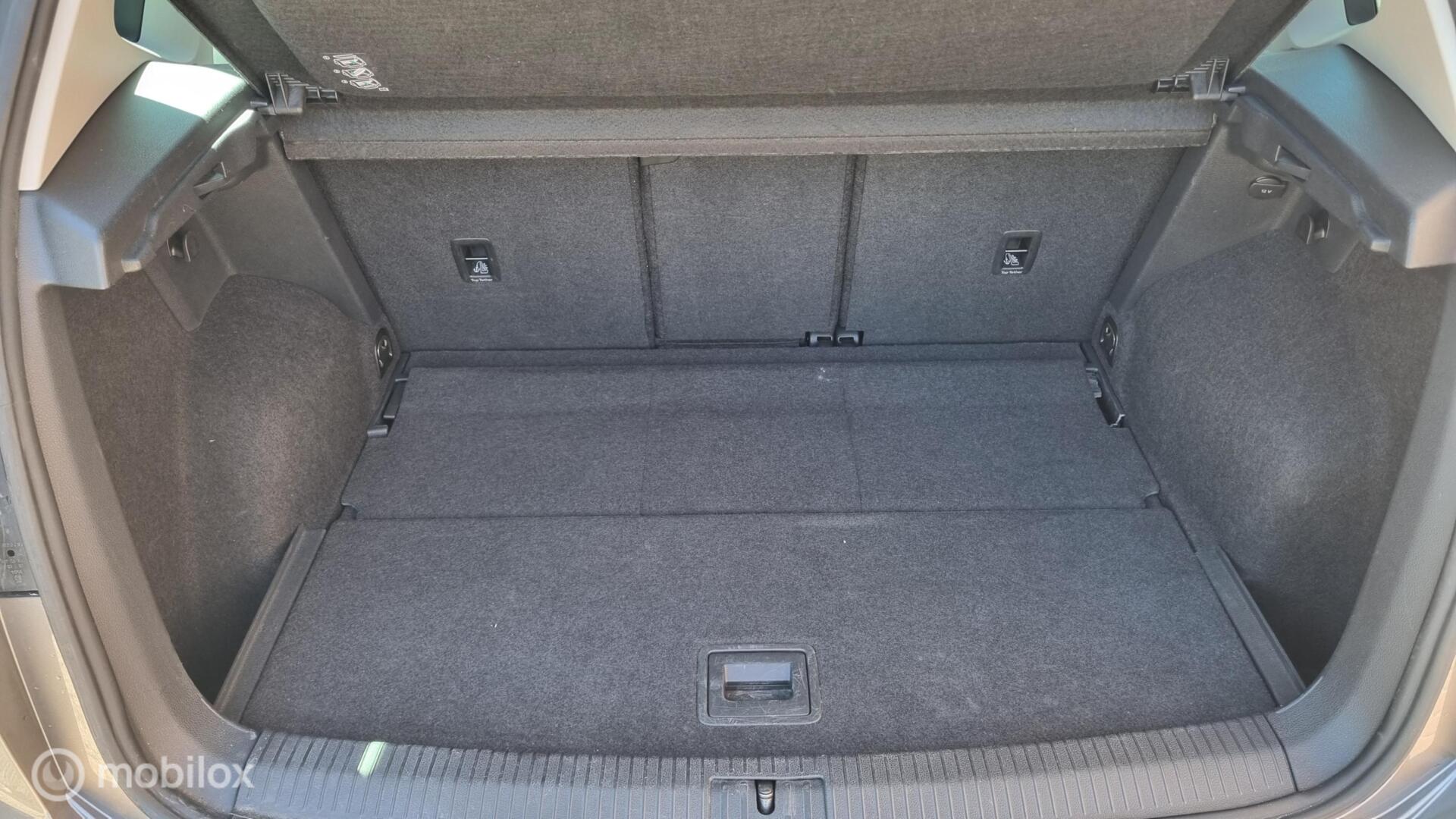 Foto van Volkswagen Golf Sportsvan