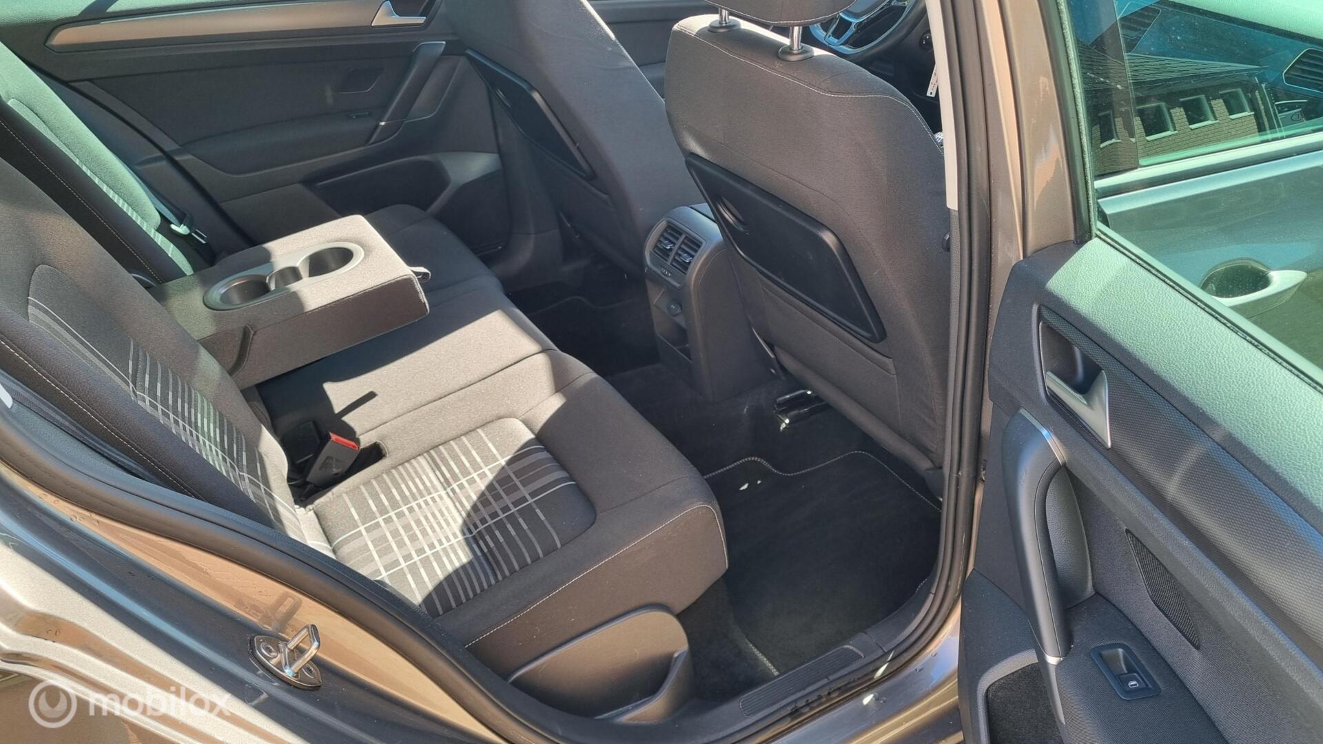 Foto van Volkswagen Golf Sportsvan