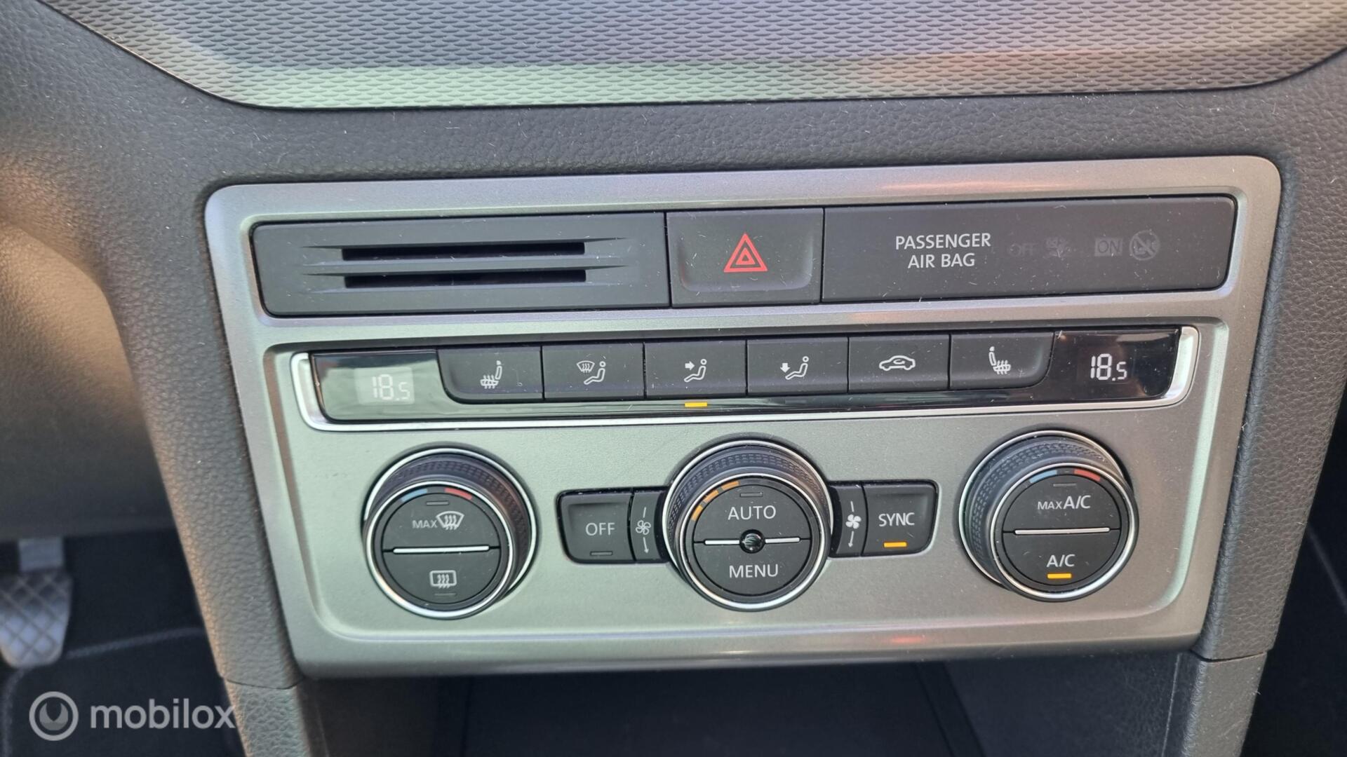 Foto van Volkswagen Golf Sportsvan