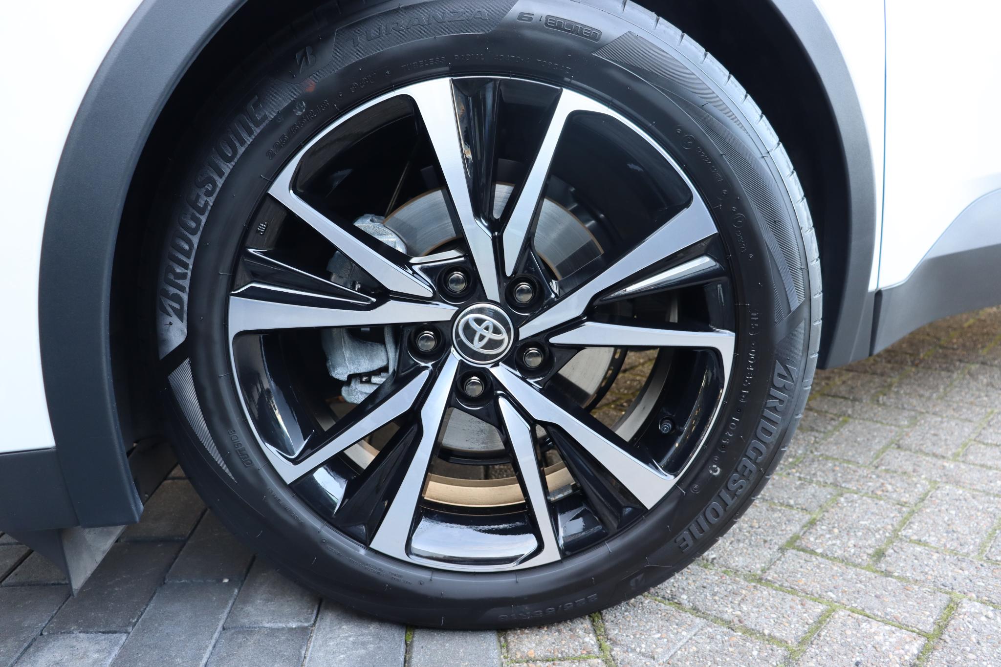 Foto van Toyota Toyota C-hr