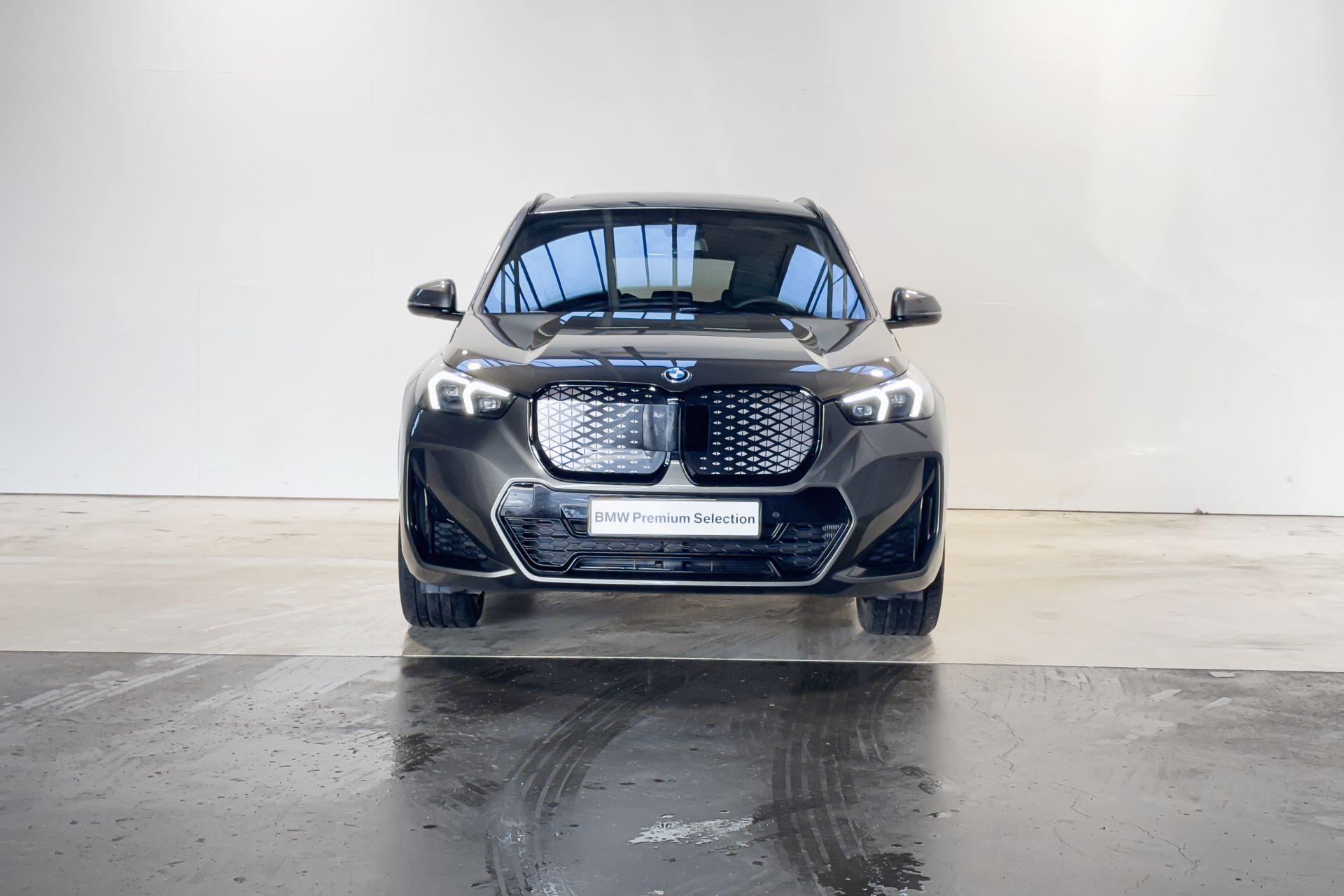 Foto van BMW Ix1 Edrive20