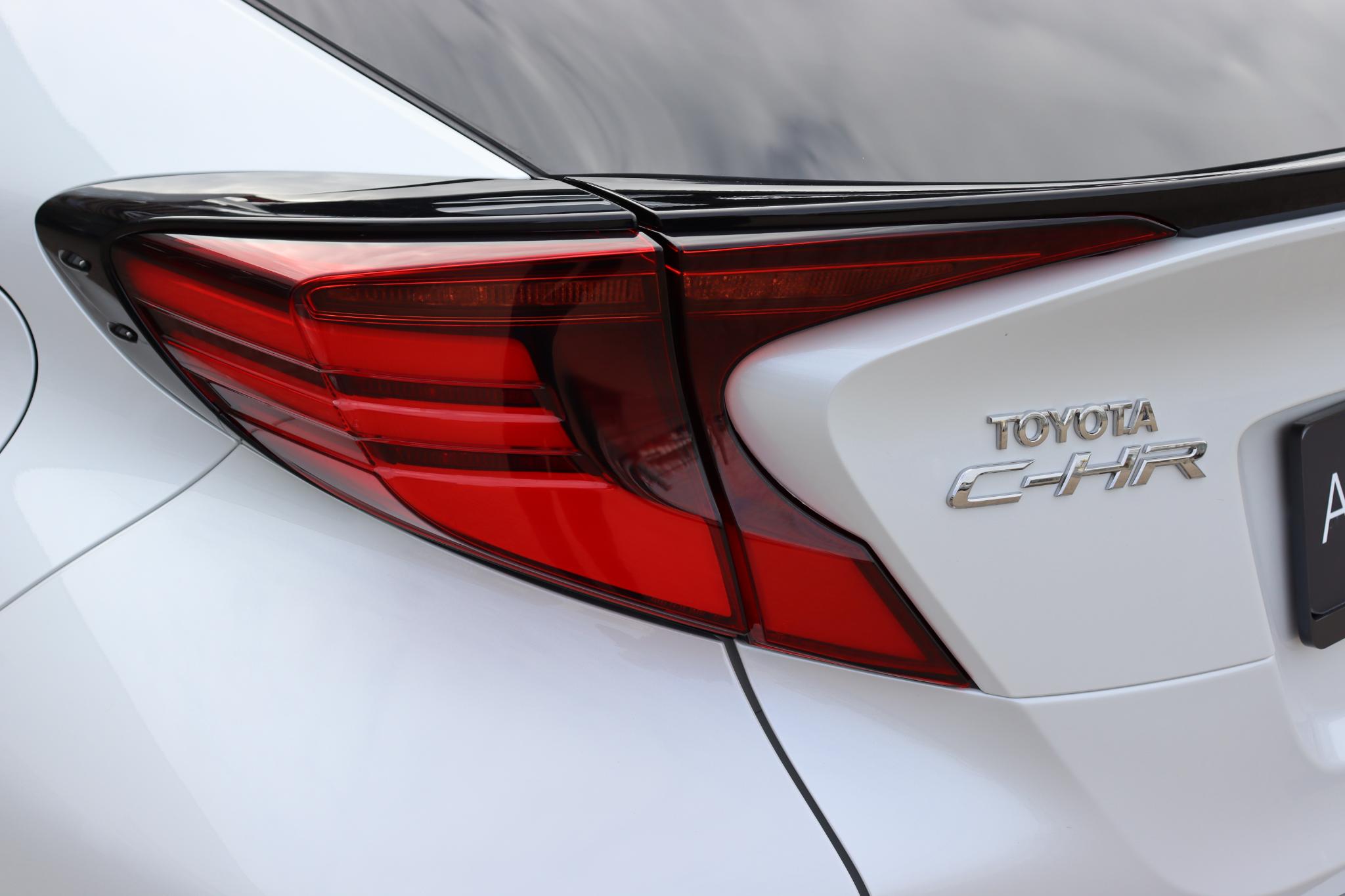 Foto van Toyota C-hr