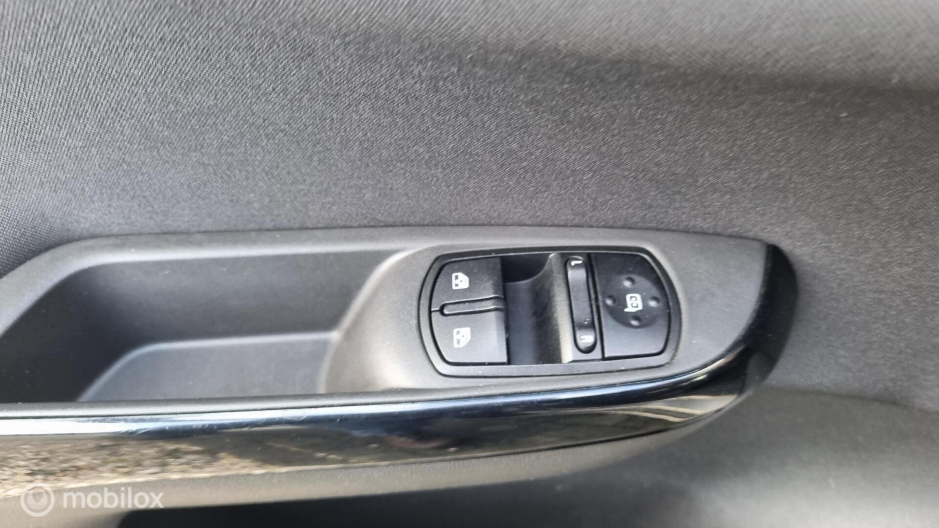 Foto van Opel Corsa-e