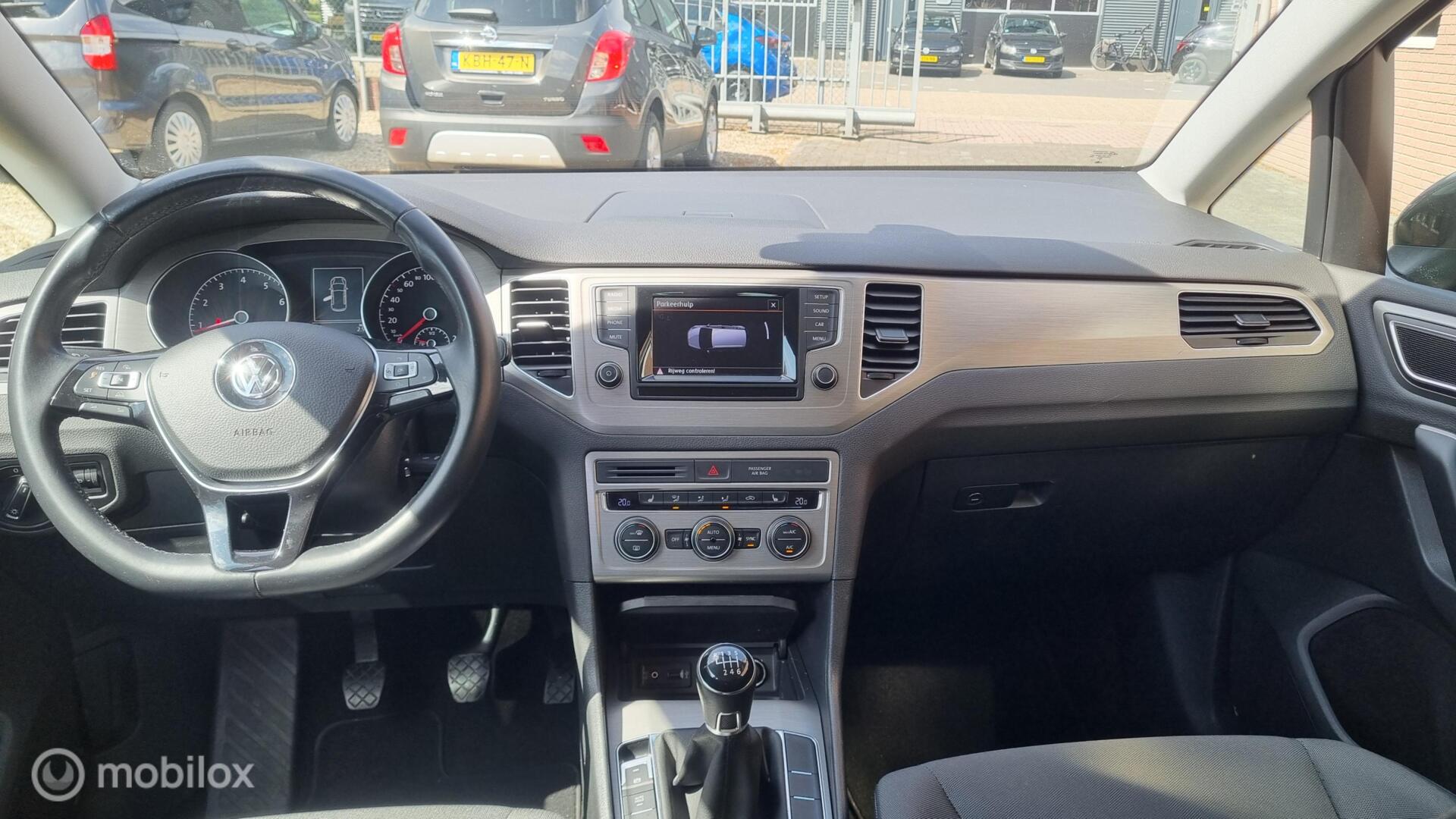 Foto van Volkswagen Golf Sportsvan
