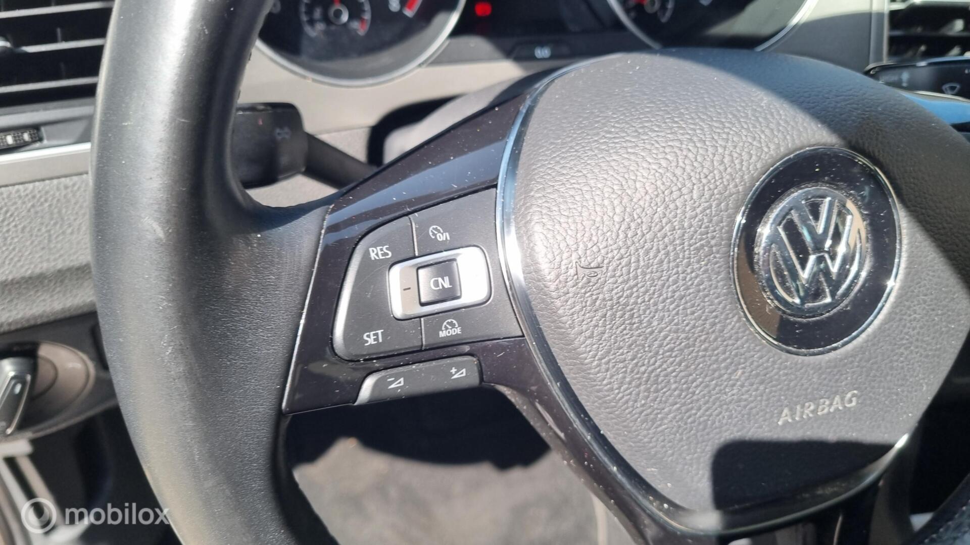Foto van Volkswagen Golf Sportsvan