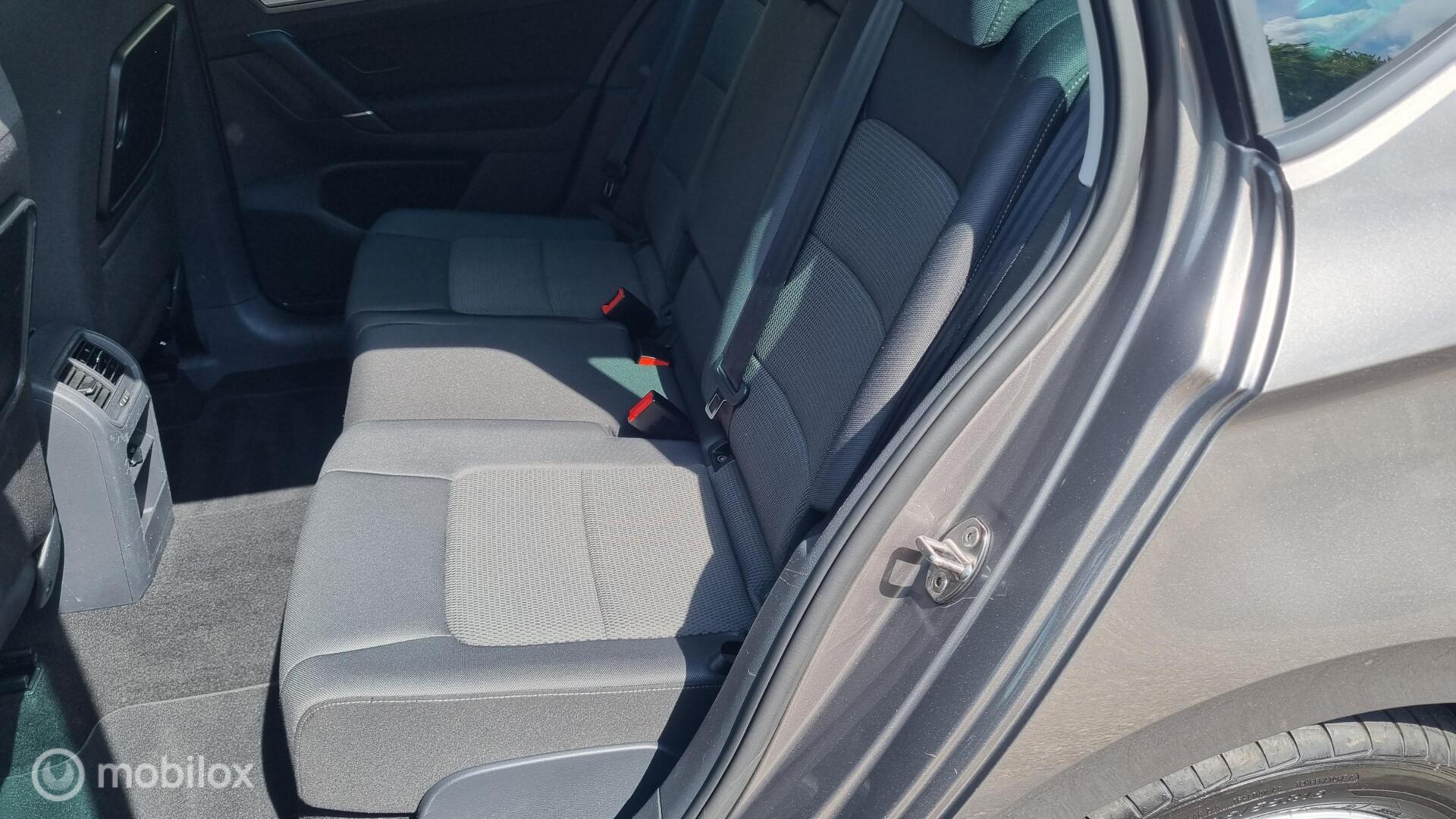 Foto van Volkswagen Golf Sportsvan