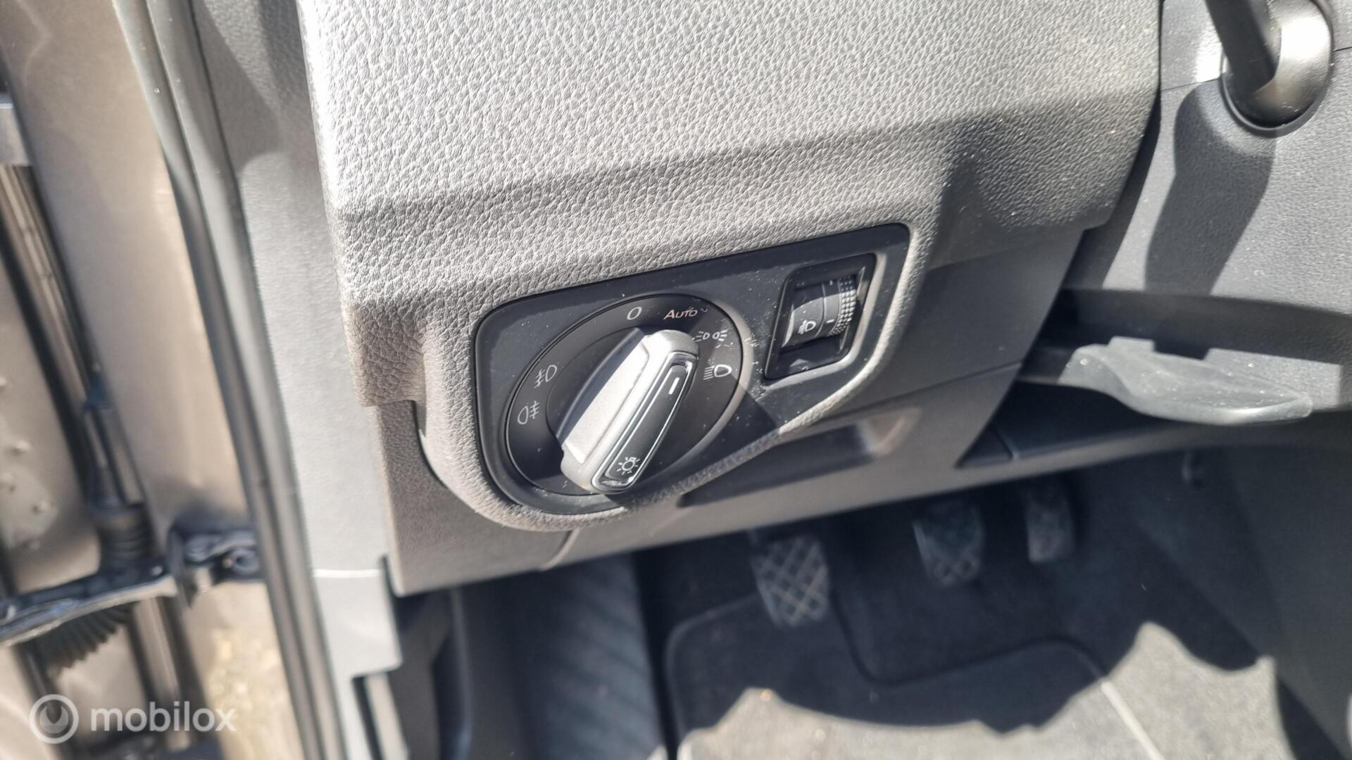 Foto van Volkswagen Golf Sportsvan
