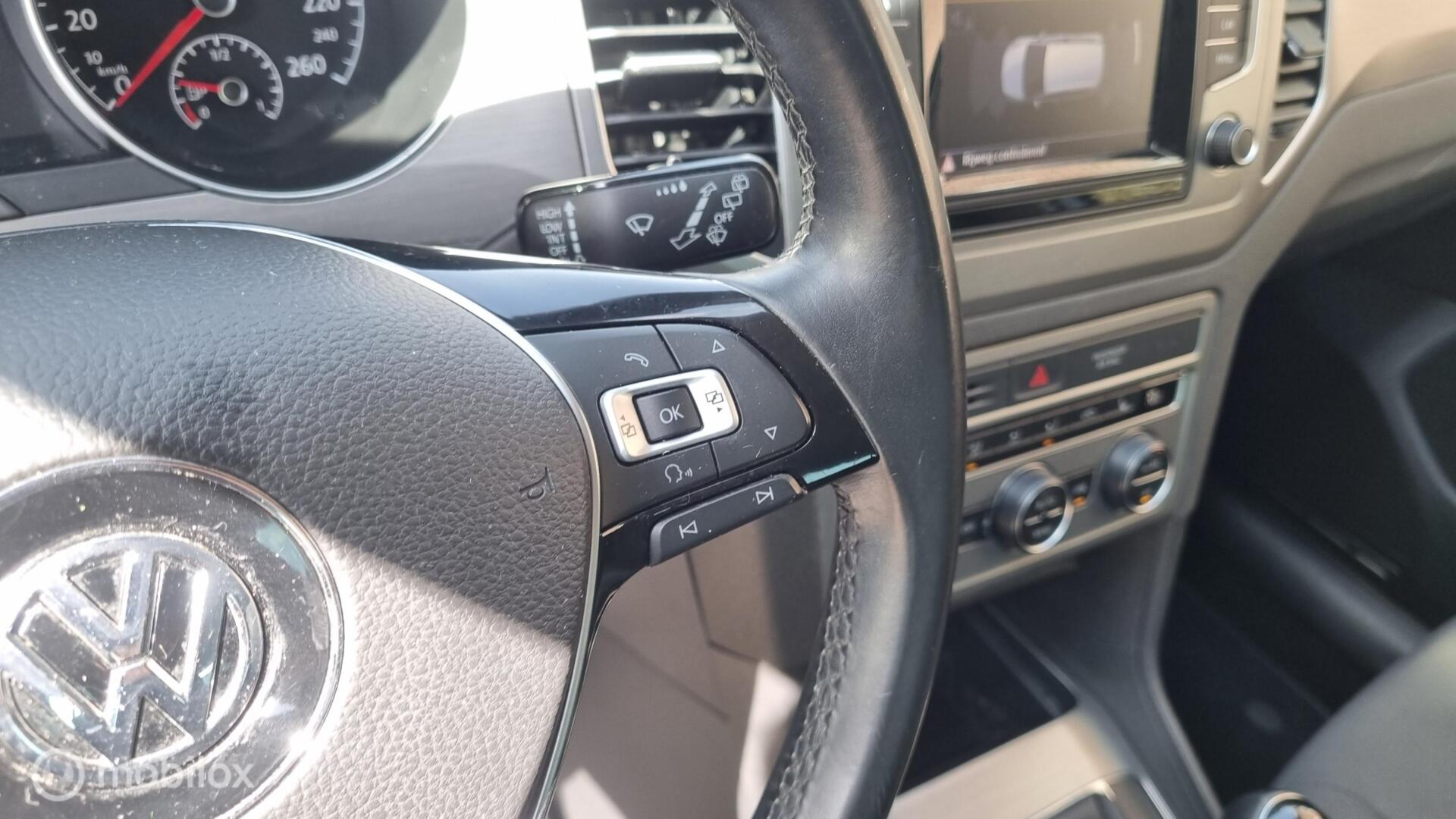 Foto van Volkswagen Golf Sportsvan