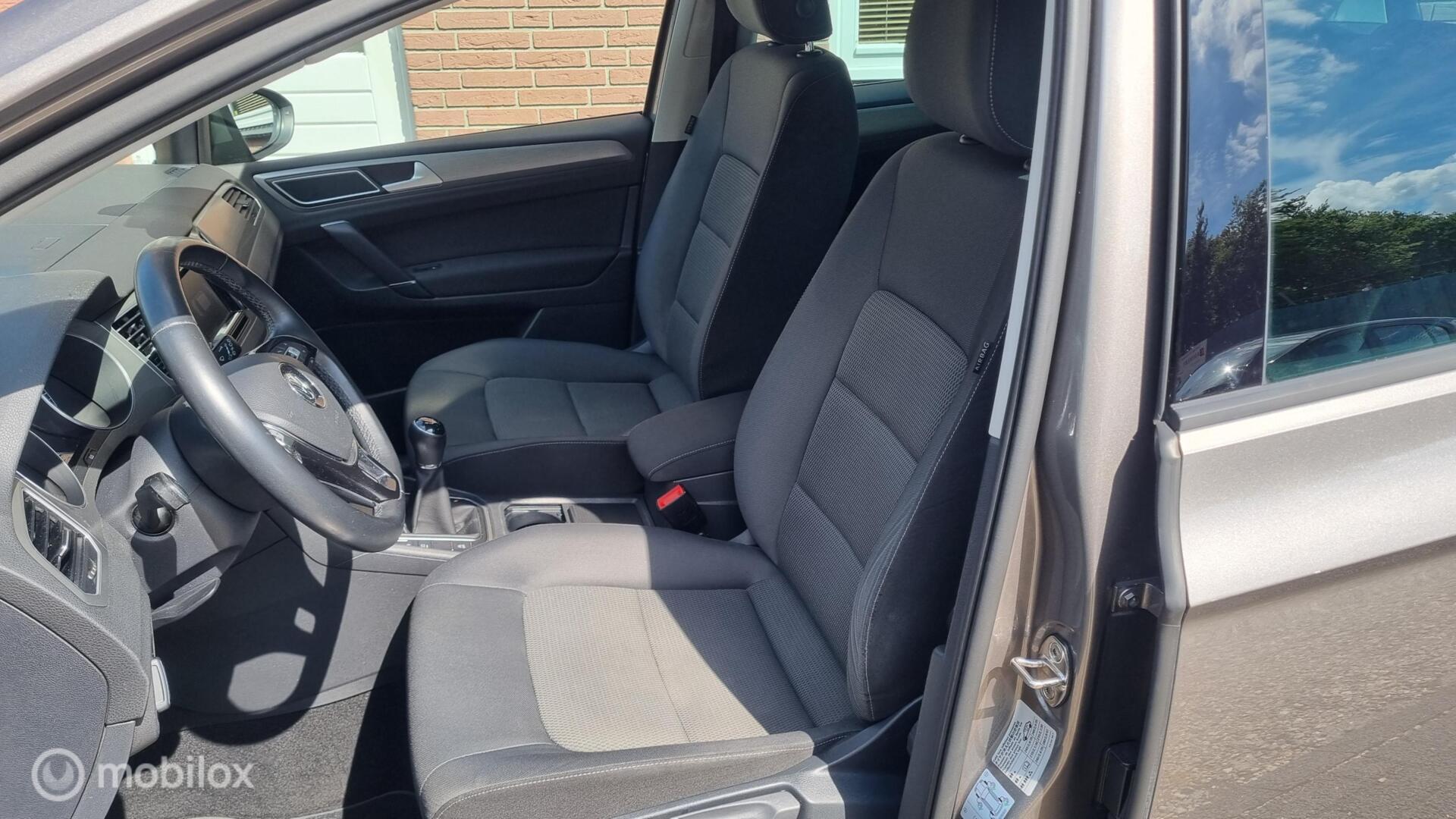 Foto van Volkswagen Golf Sportsvan