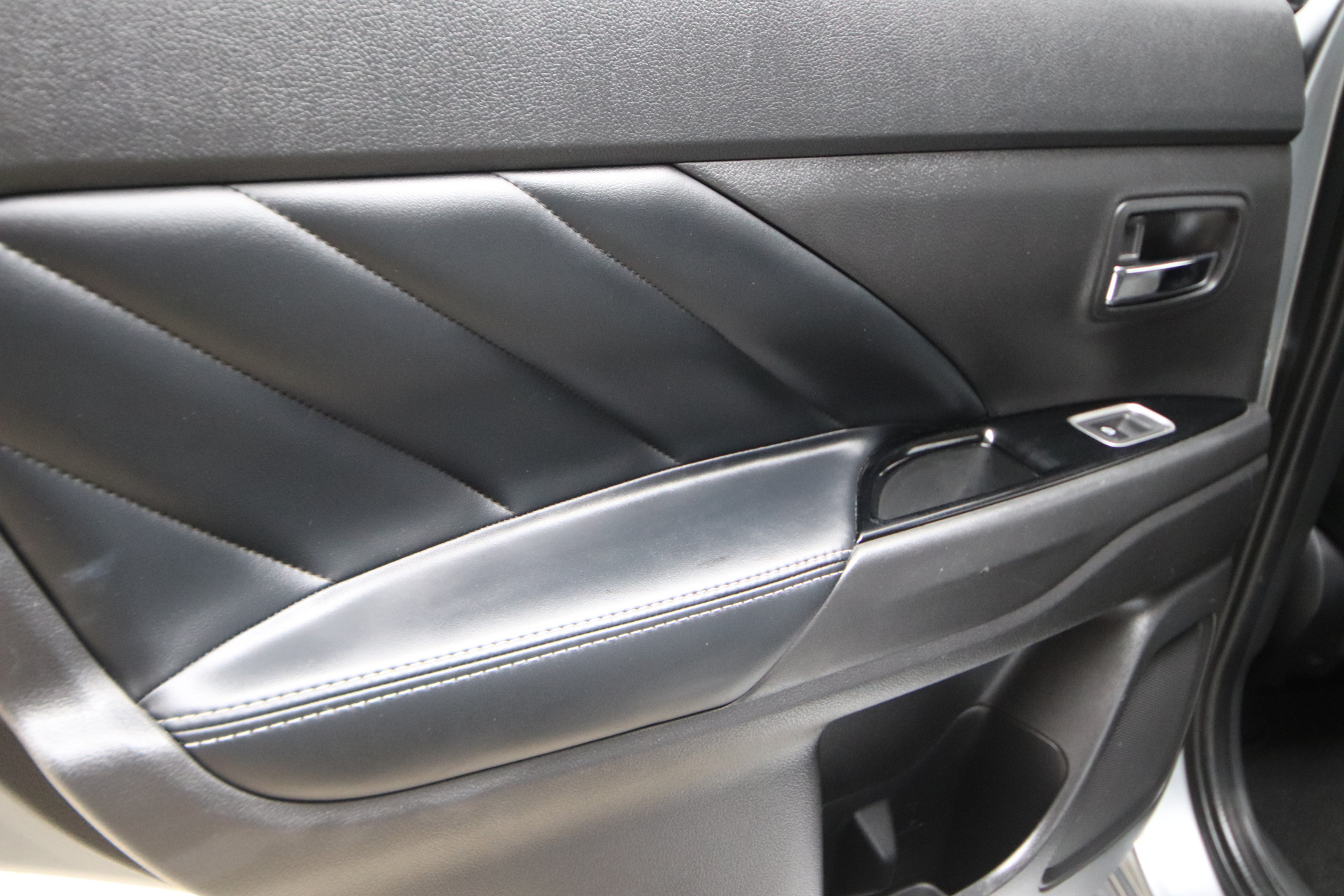 Foto van Mitsubishi Mitsubishi Outlander
