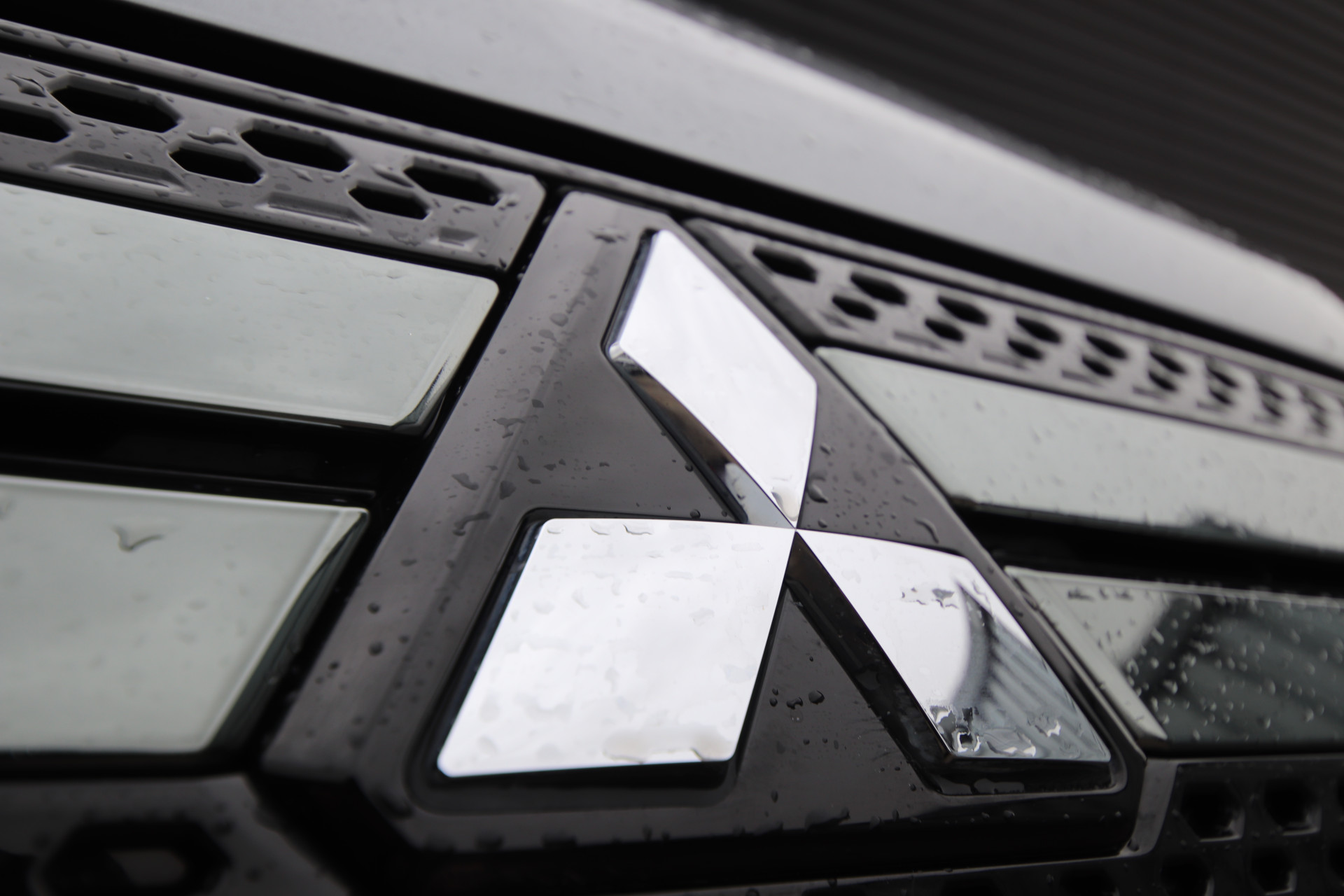 Foto van Mitsubishi Mitsubishi Outlander