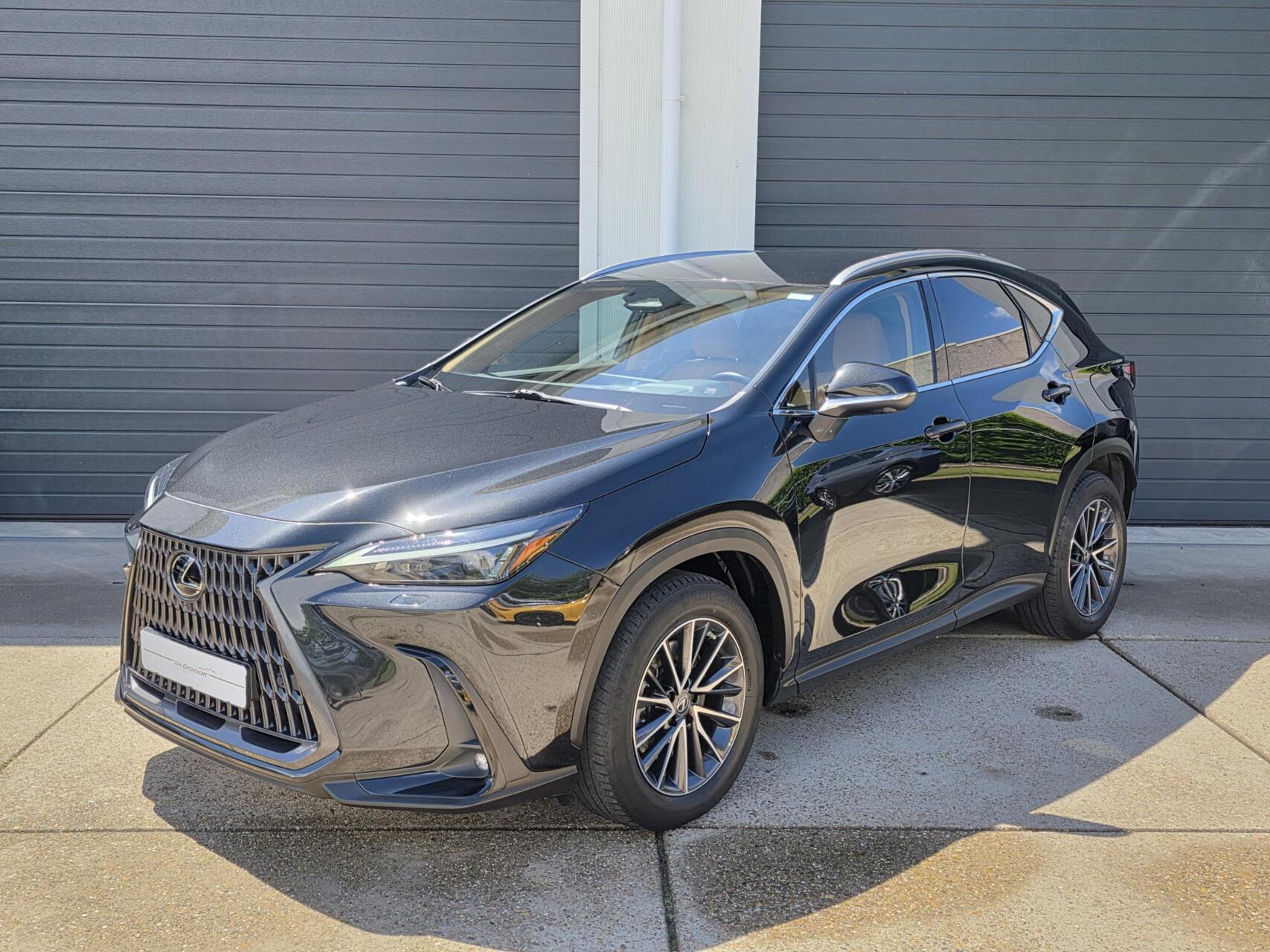 Foto van LEXUS LEXUS NX450H+