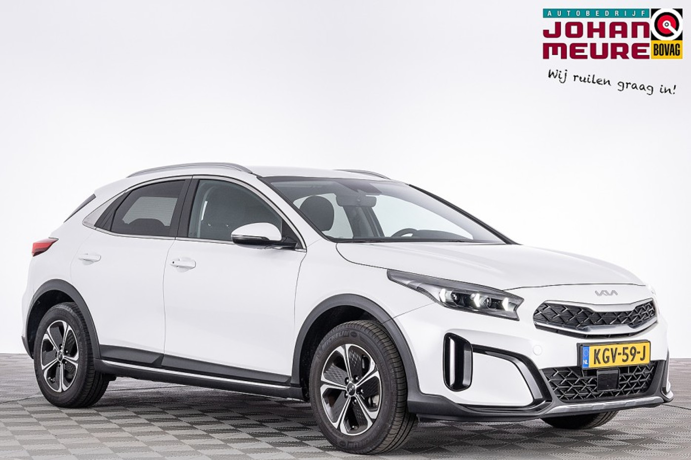 Kia Xceed 1.6 GDi PHEV DynamicLine | NAVI | CARPLAY | ECC | CAMERA *BEVRIJDINGSDAG 05 mei OPEN!* 2023 - voorkant